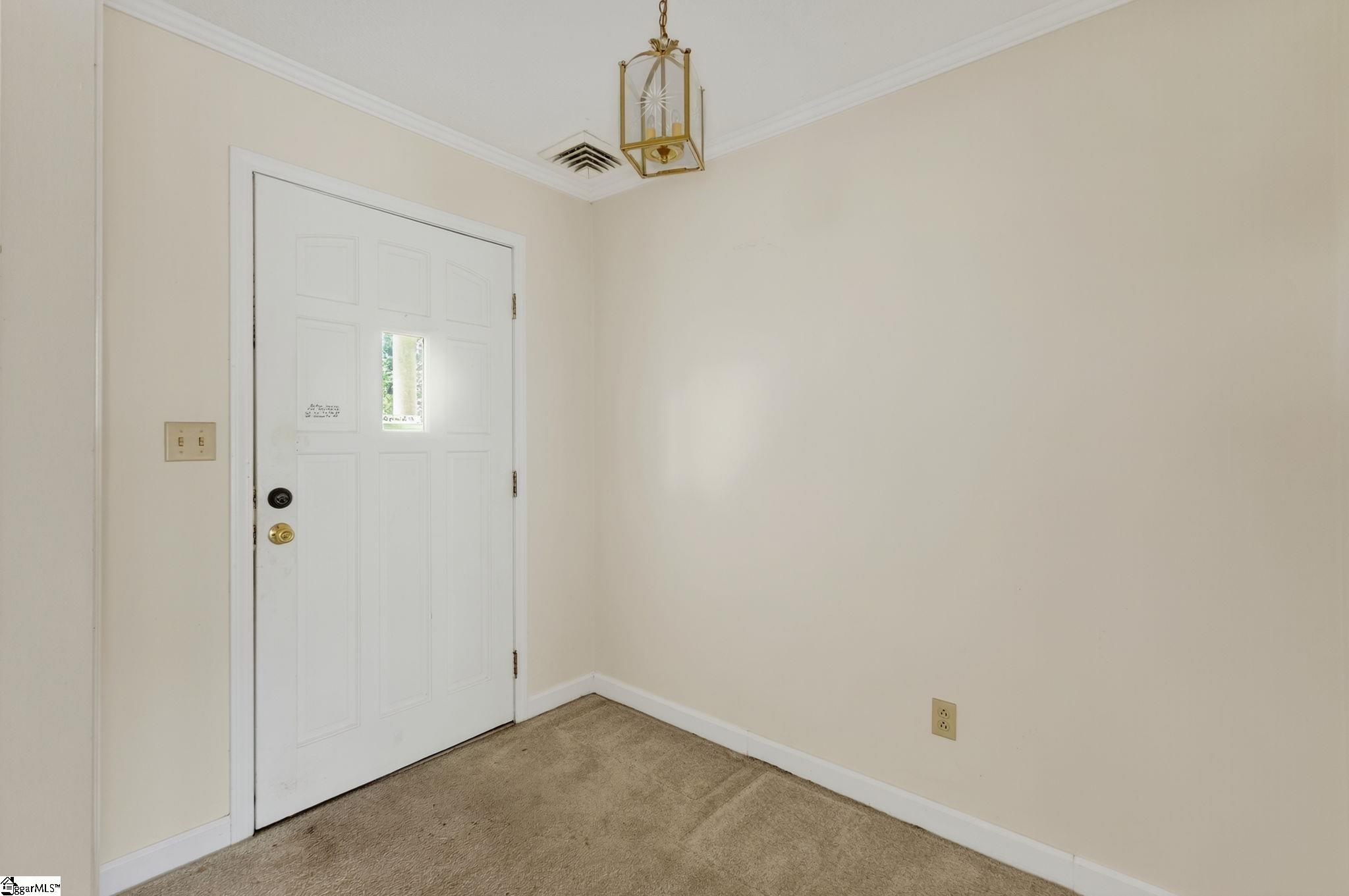 806 Chick Springs Road Taylors, SC 29687