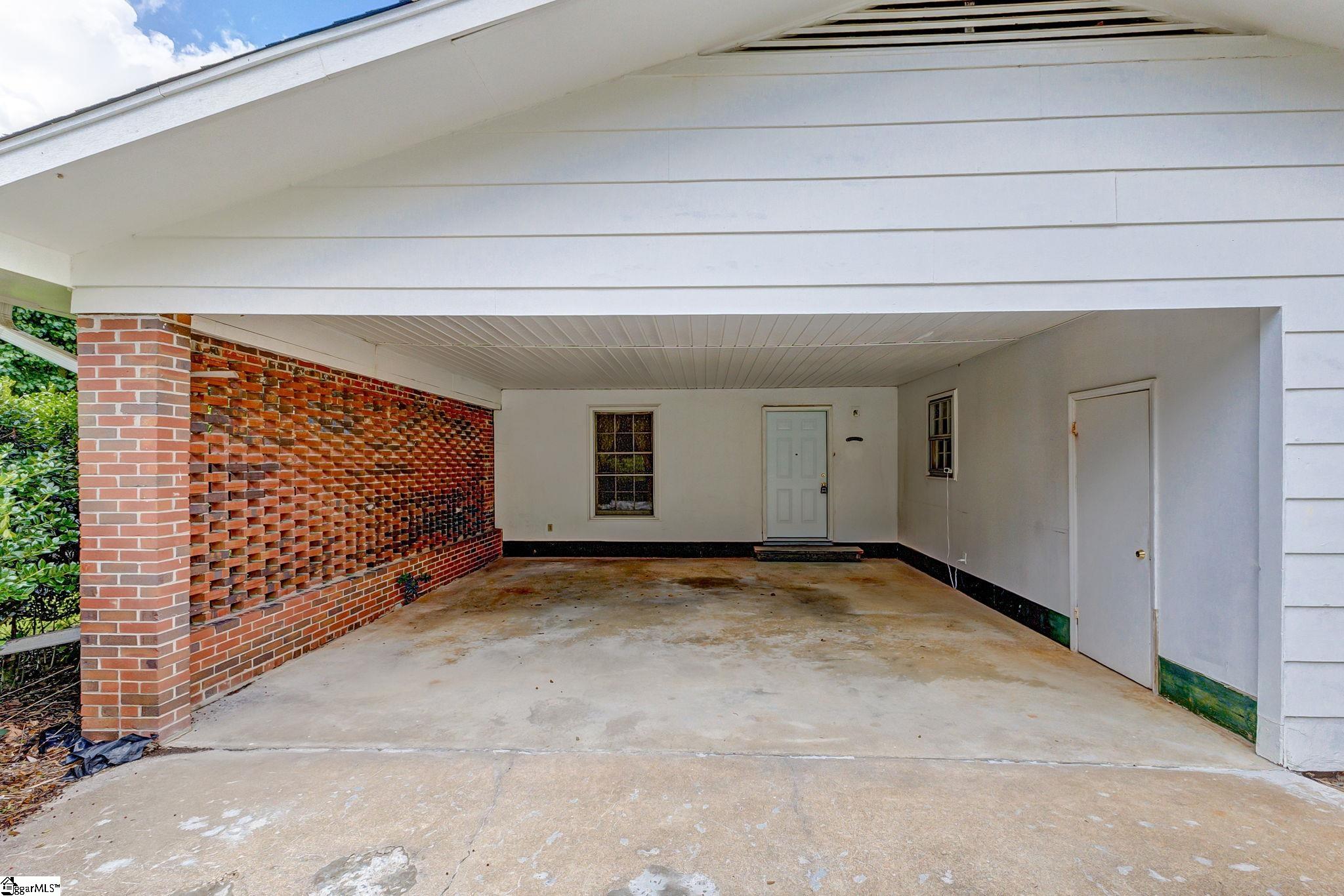 806 Chick Springs Road Taylors, SC 29687