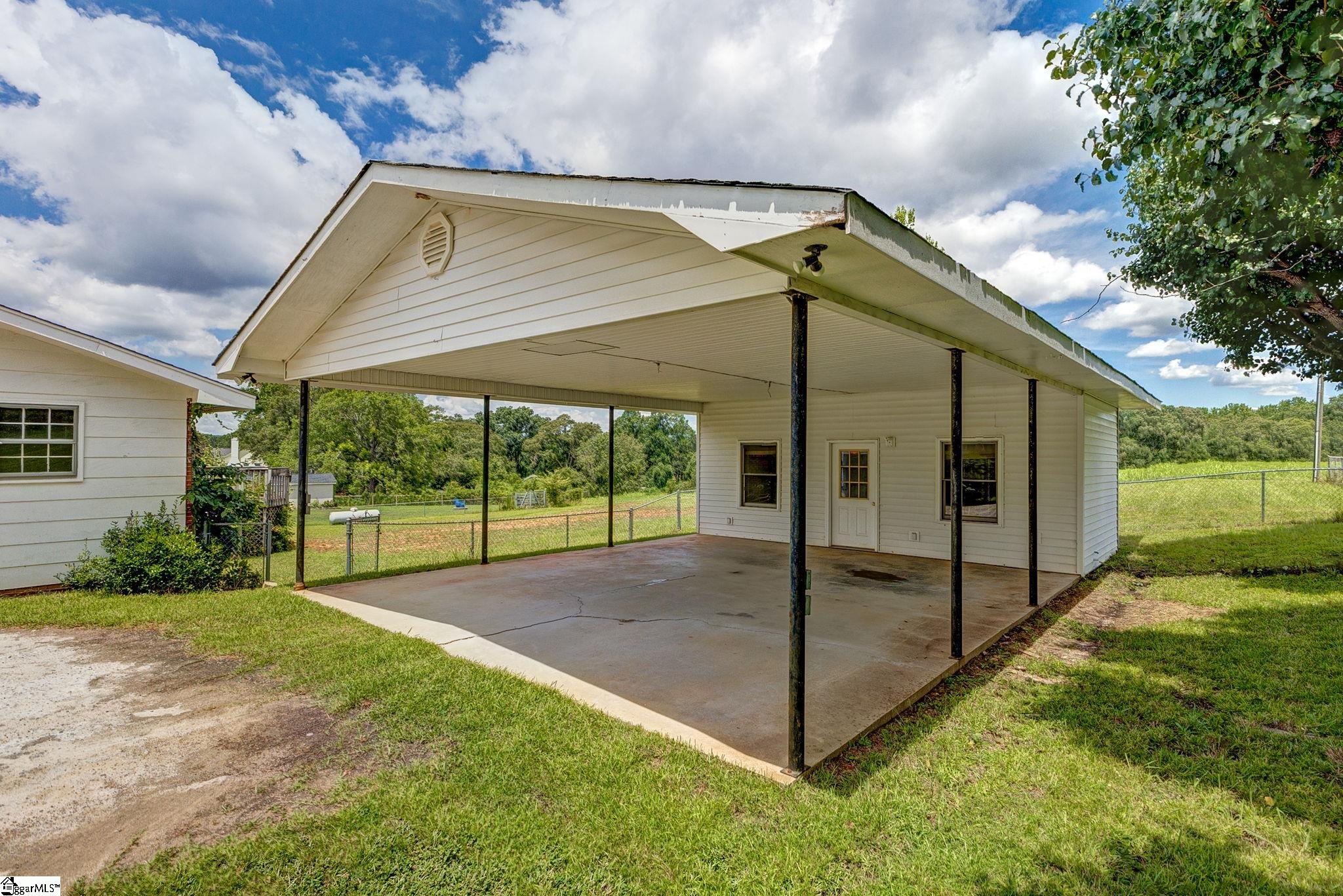 806 Chick Springs Road Taylors, SC 29687