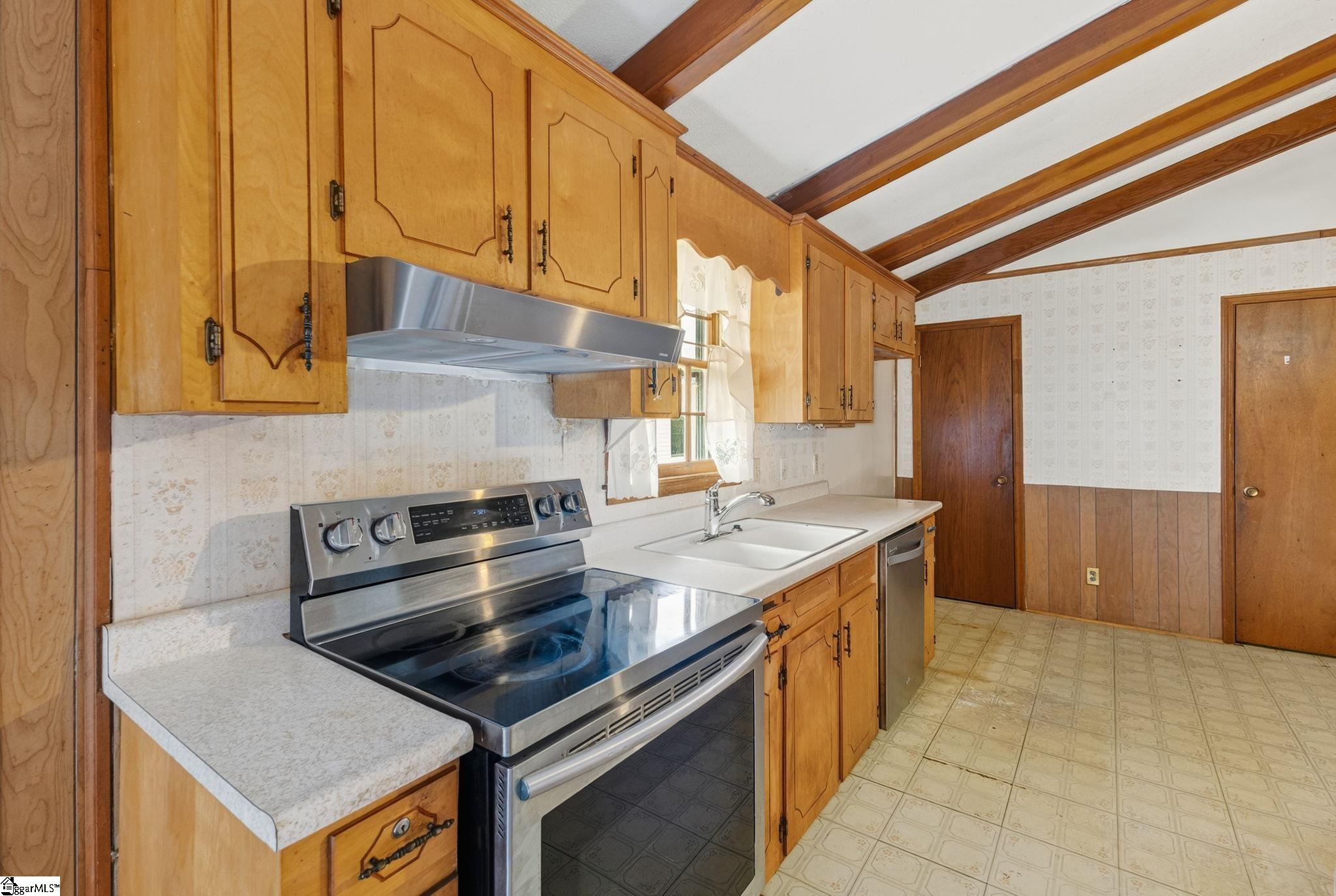 806 Chick Springs Road Taylors, SC 29687
