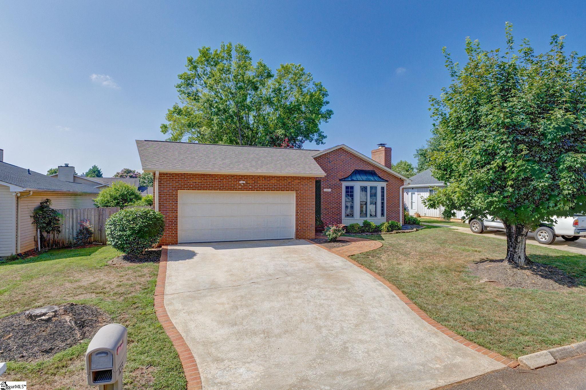 105 Flagstone Drive Easley, SC 29642