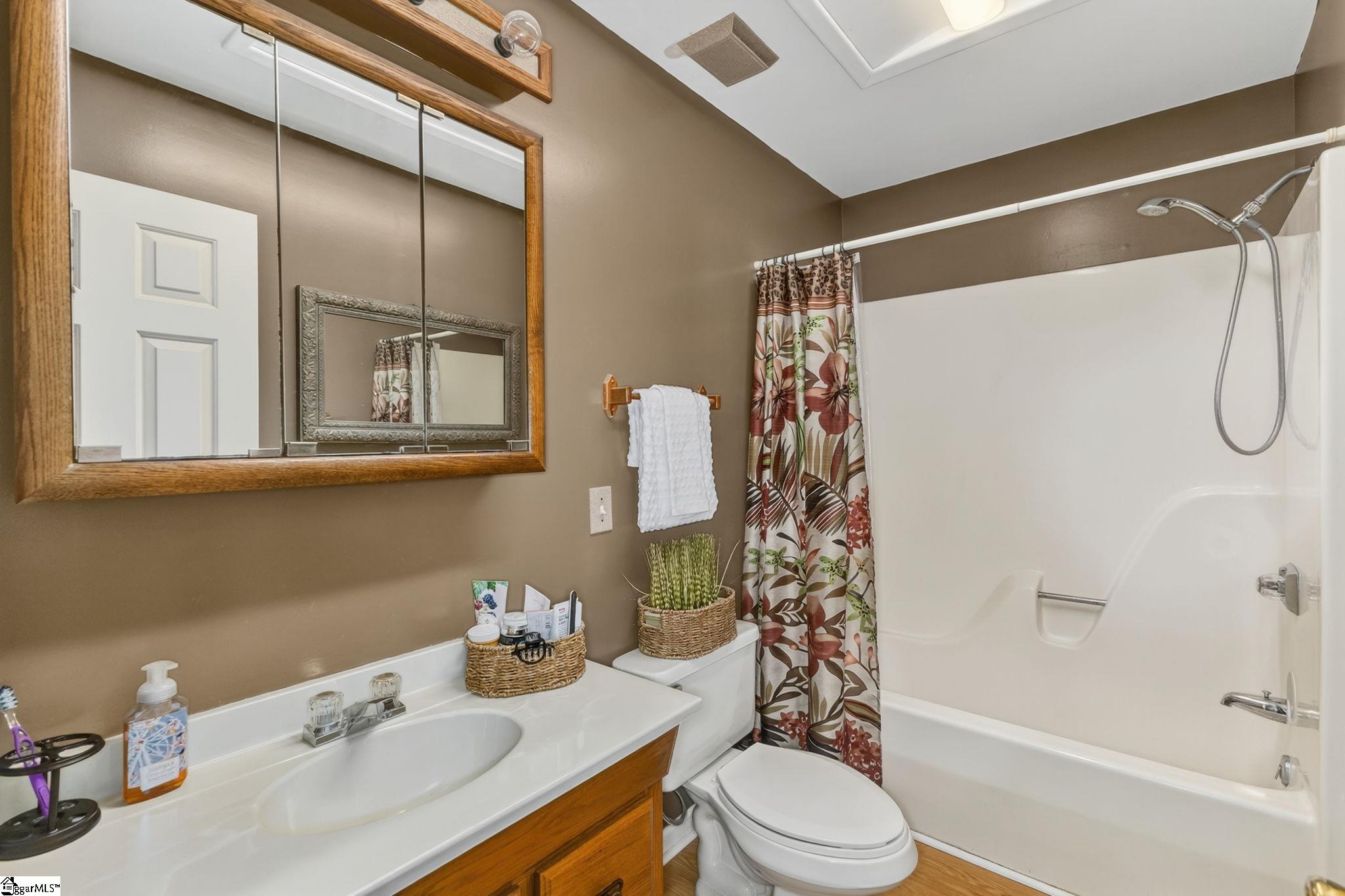 105 Flagstone Drive Easley, SC 29642