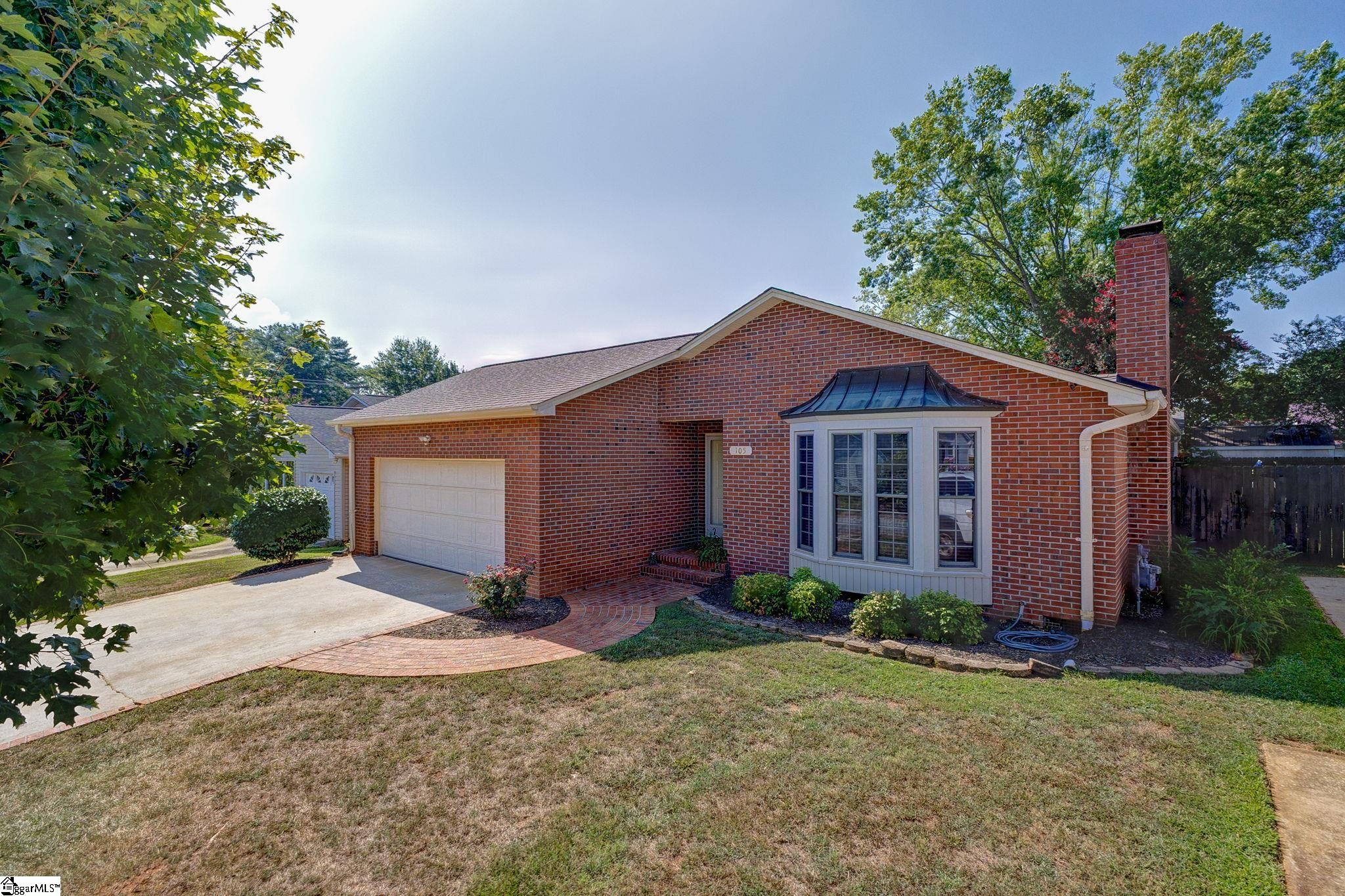 105 Flagstone Drive Easley, SC 29642