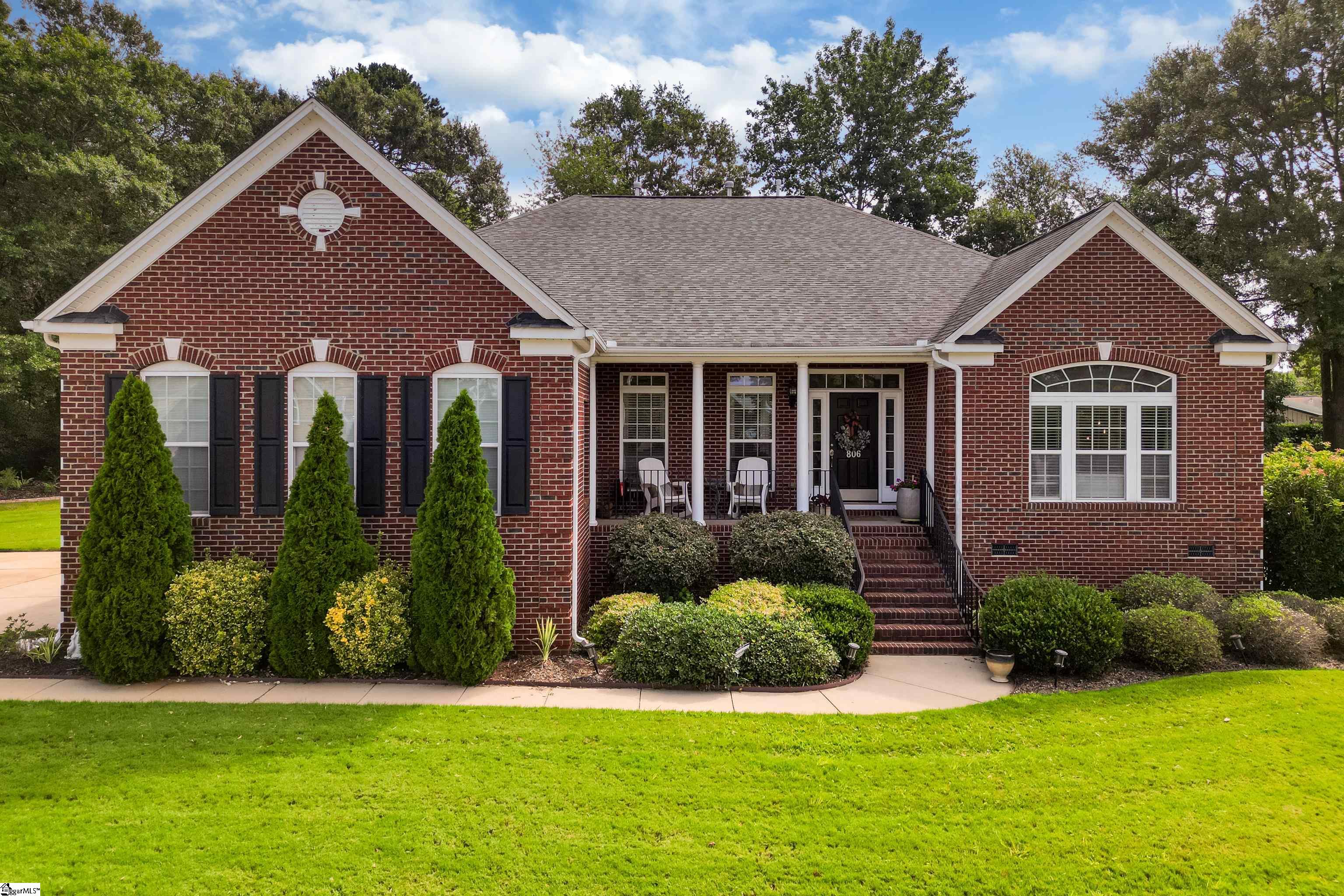 806 Hartscove Court Boiling Springs, SC 29316