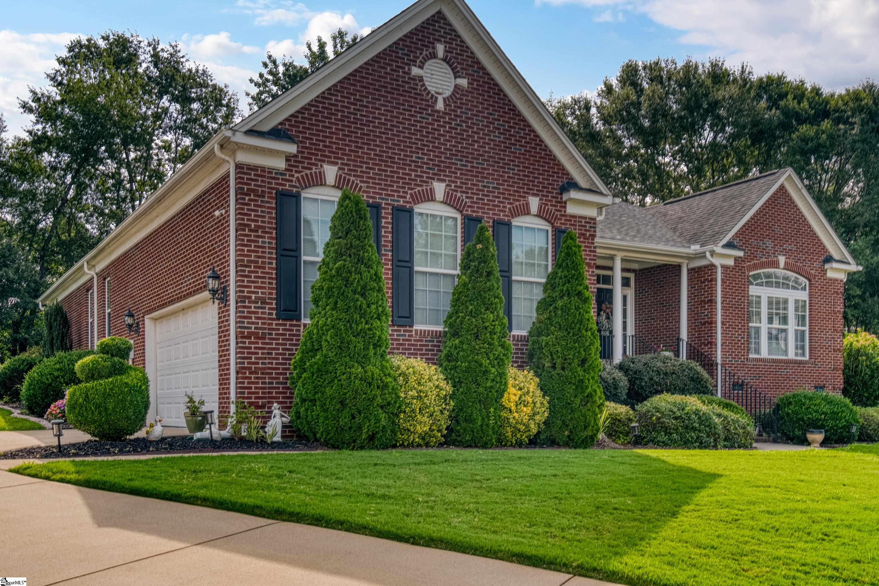 806 Hartscove Court Boiling Springs, SC 29316