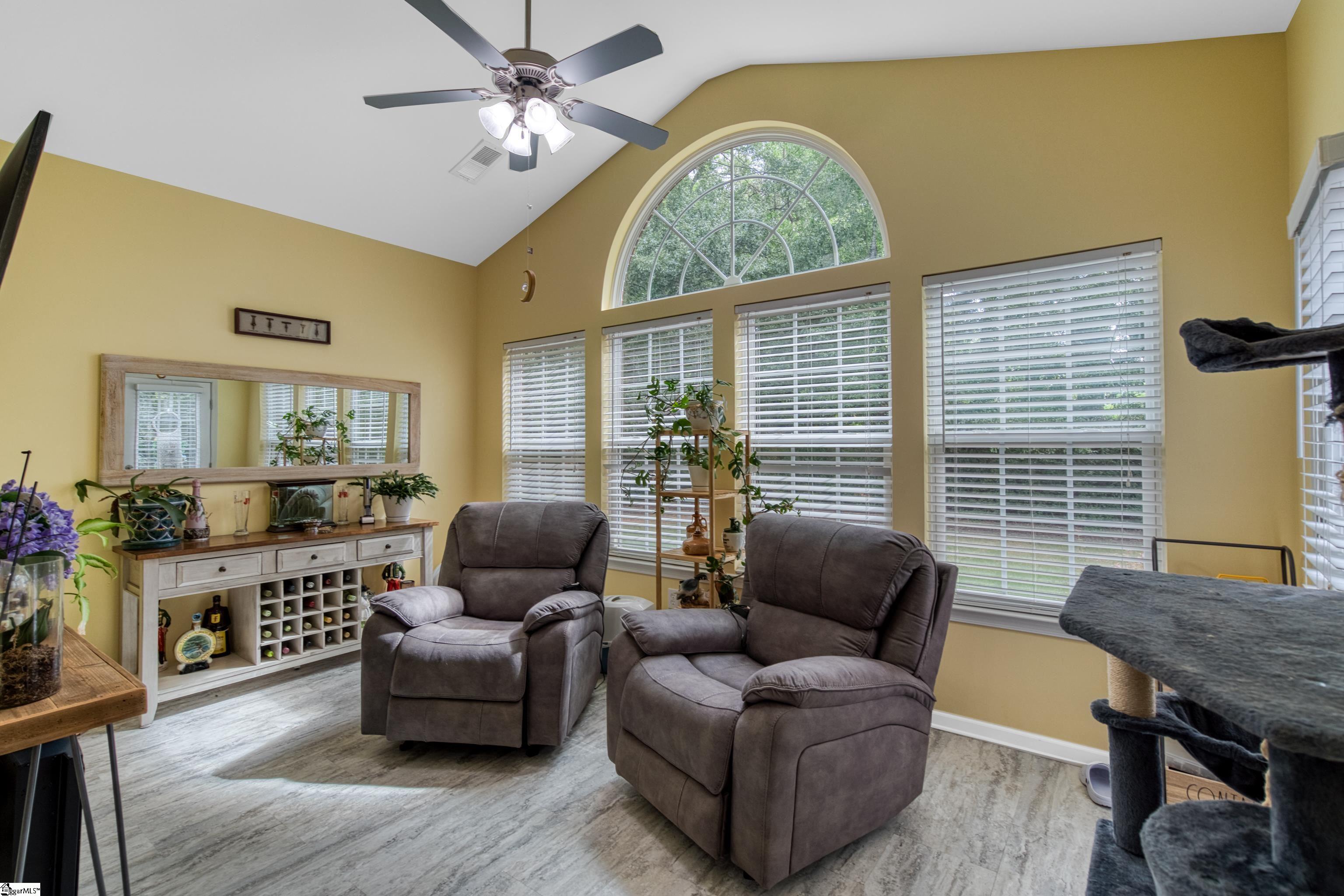 806 Hartscove Court Boiling Springs, SC 29316