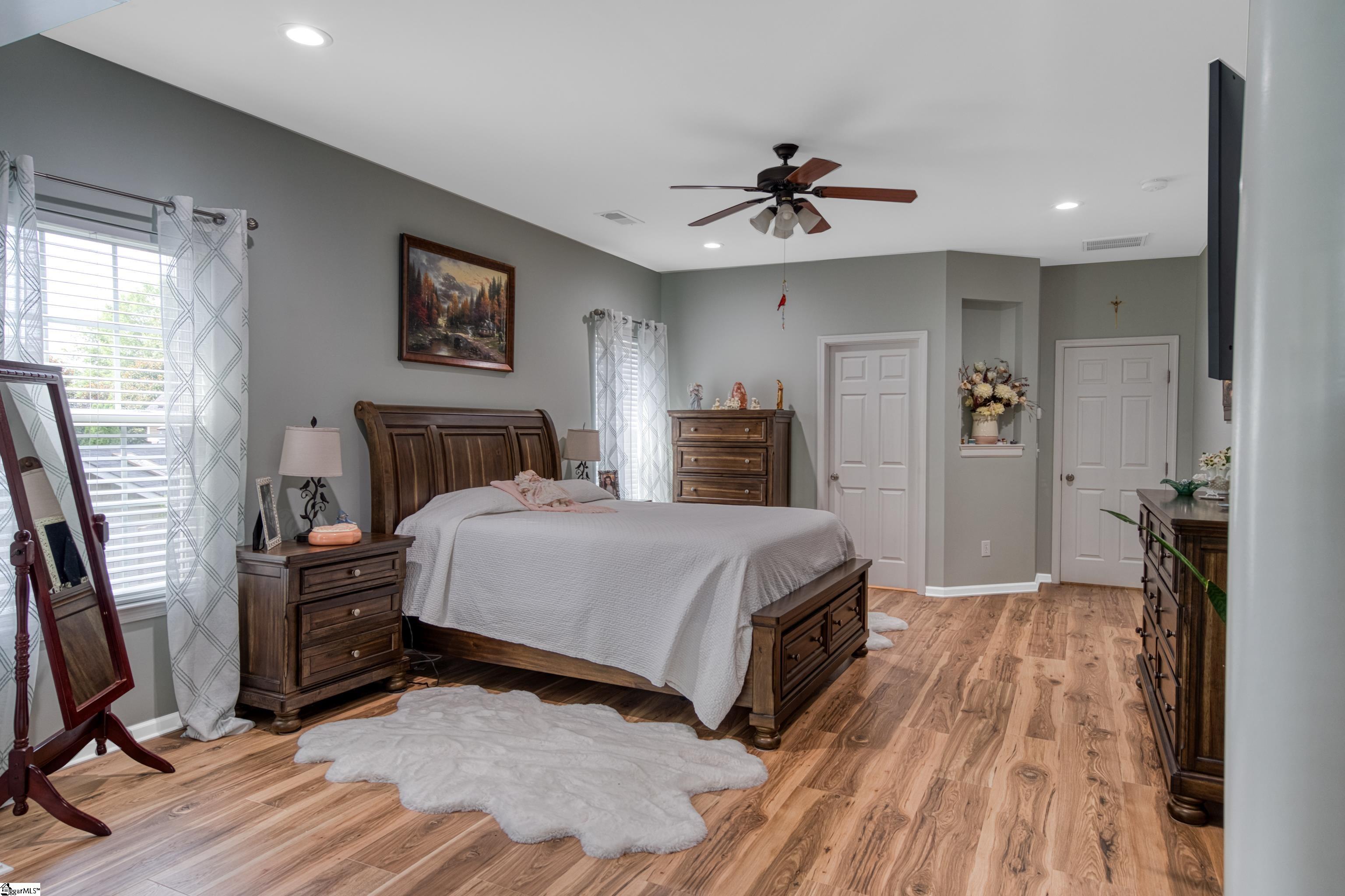 806 Hartscove Court Boiling Springs, SC 29316