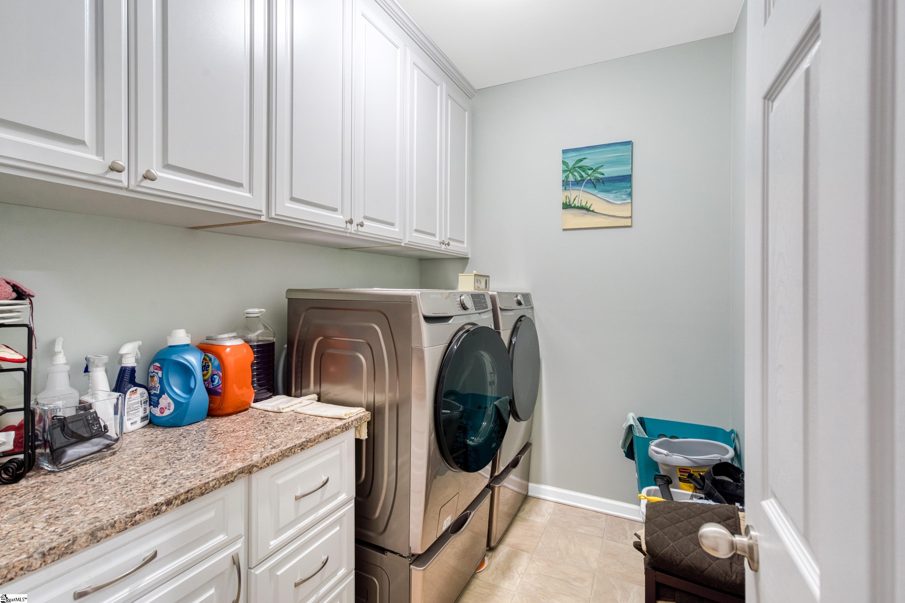 806 Hartscove Court Boiling Springs, SC 29316