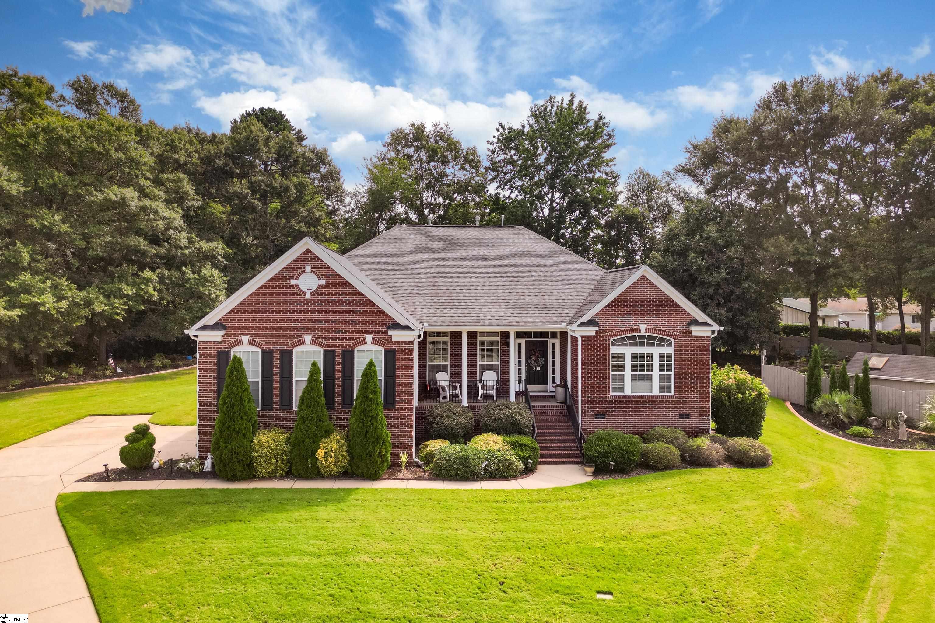 806 Hartscove Court Boiling Springs, SC 29316