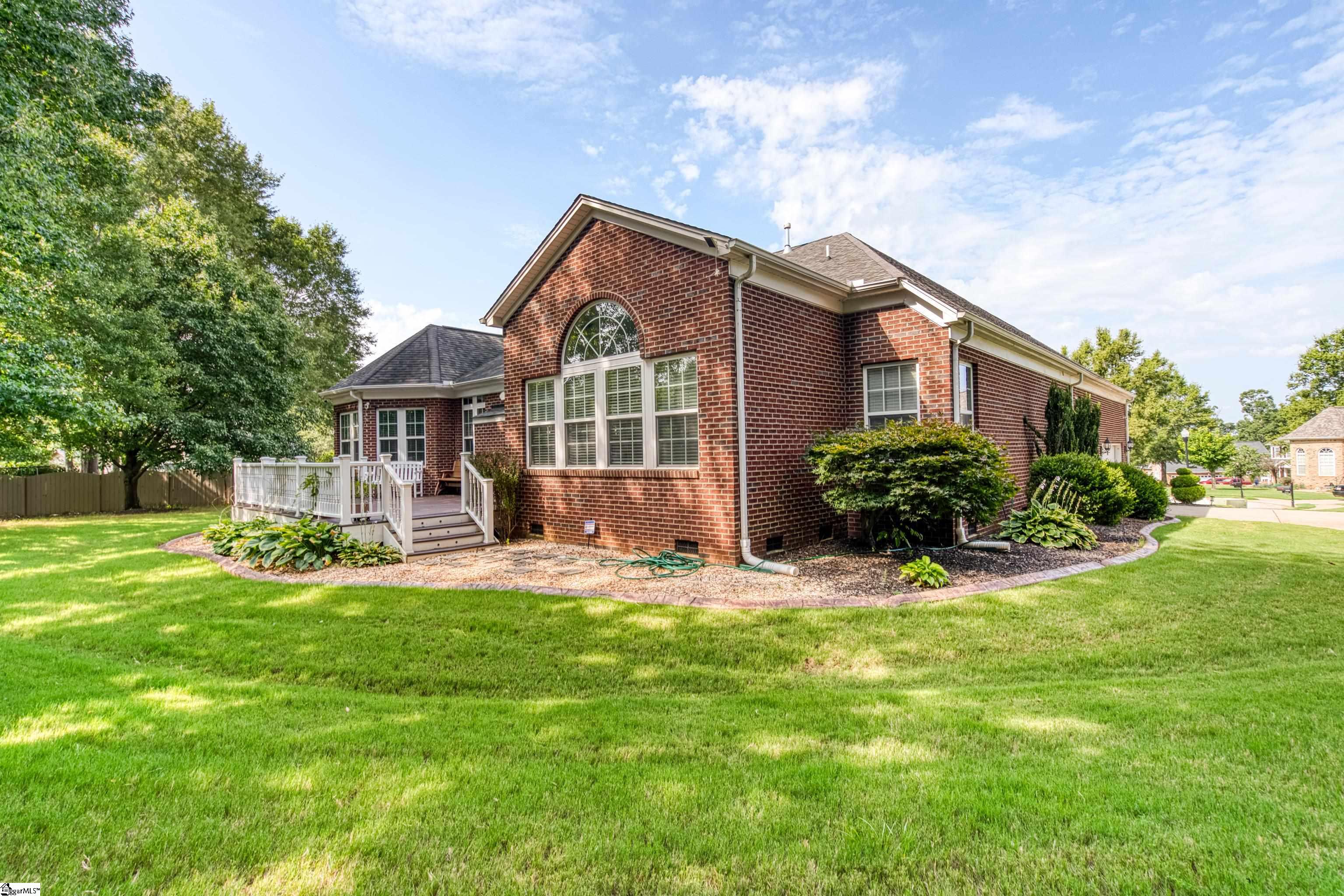 806 Hartscove Court Boiling Springs, SC 29316