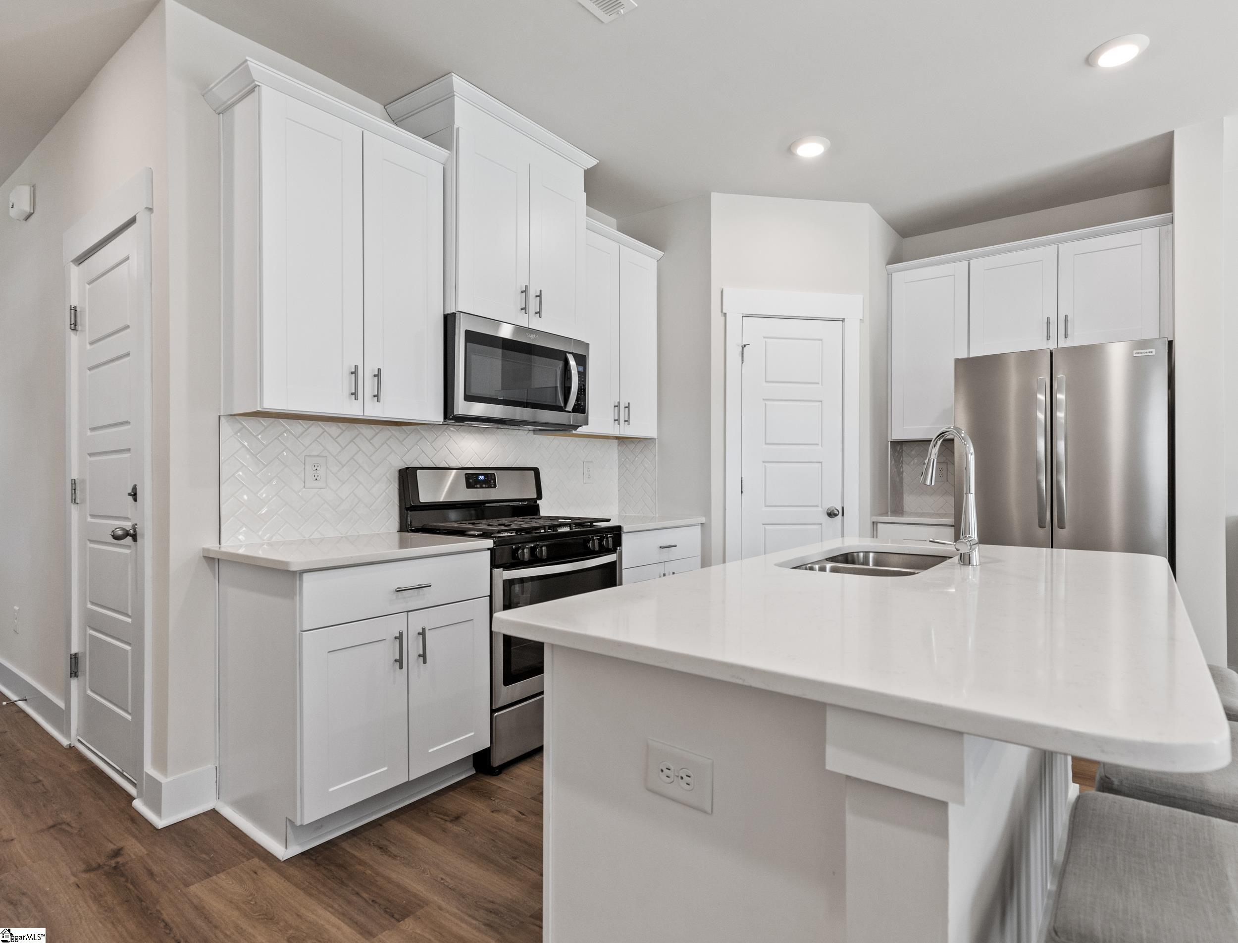 947 Yarn Way Greer, SC 29651
