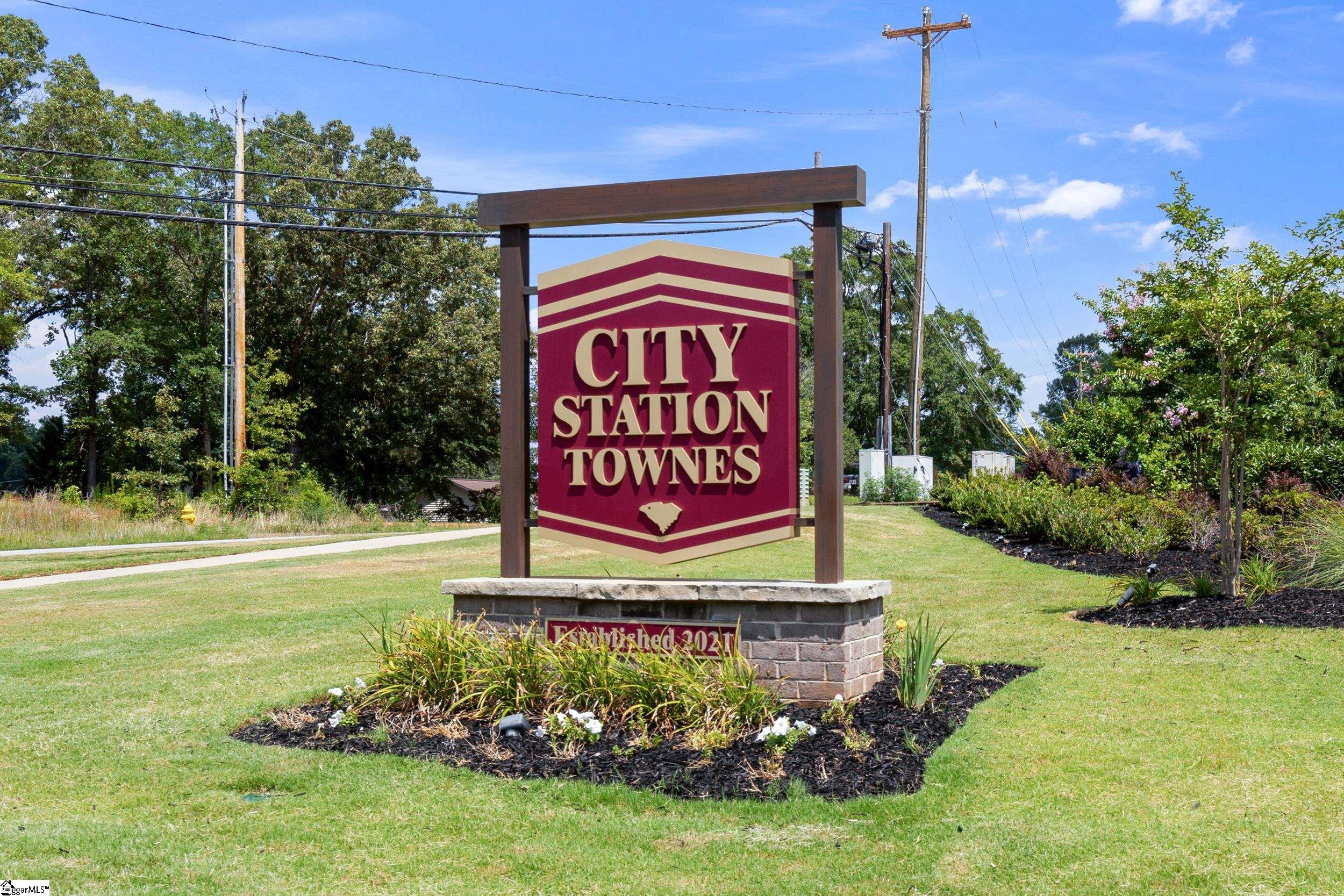 947 Yarn Way Greer, SC 29651