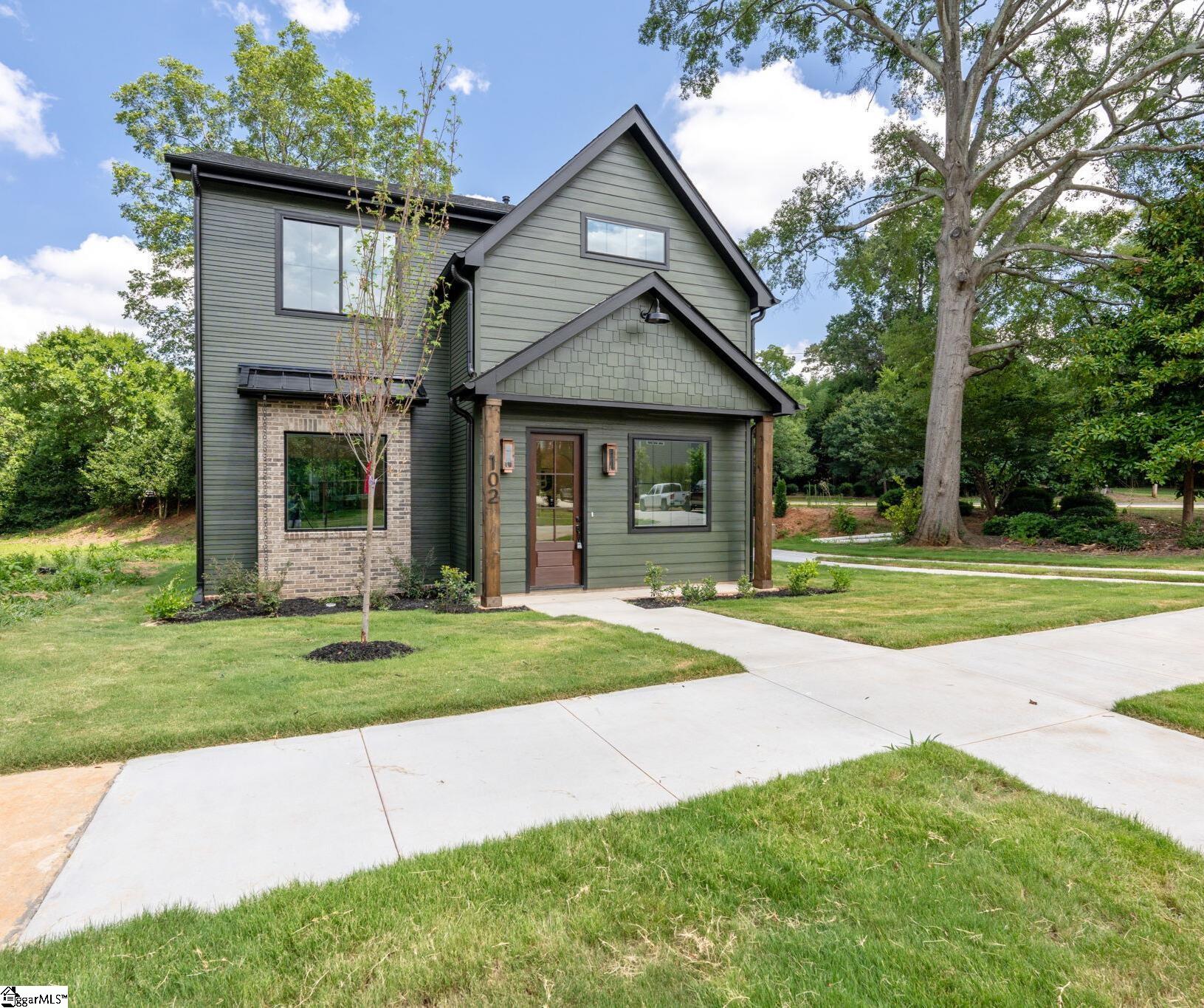 102 Frank Street Greenville, SC 29601