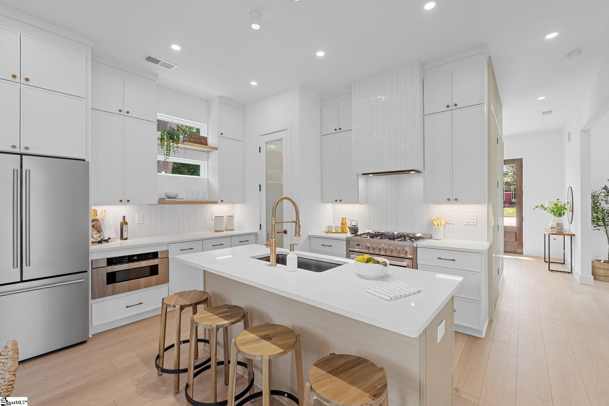 102 Frank Street Greenville, SC 29601