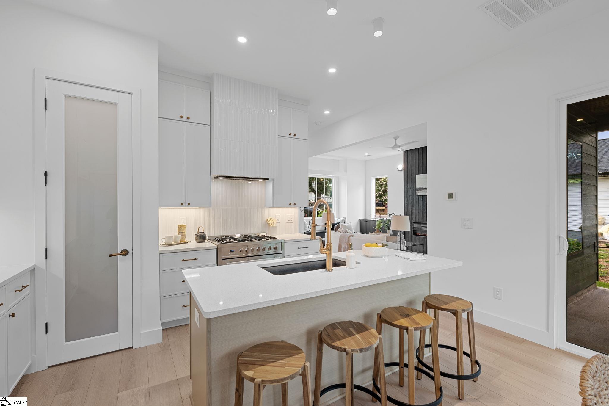 102 Frank Street Greenville, SC 29601
