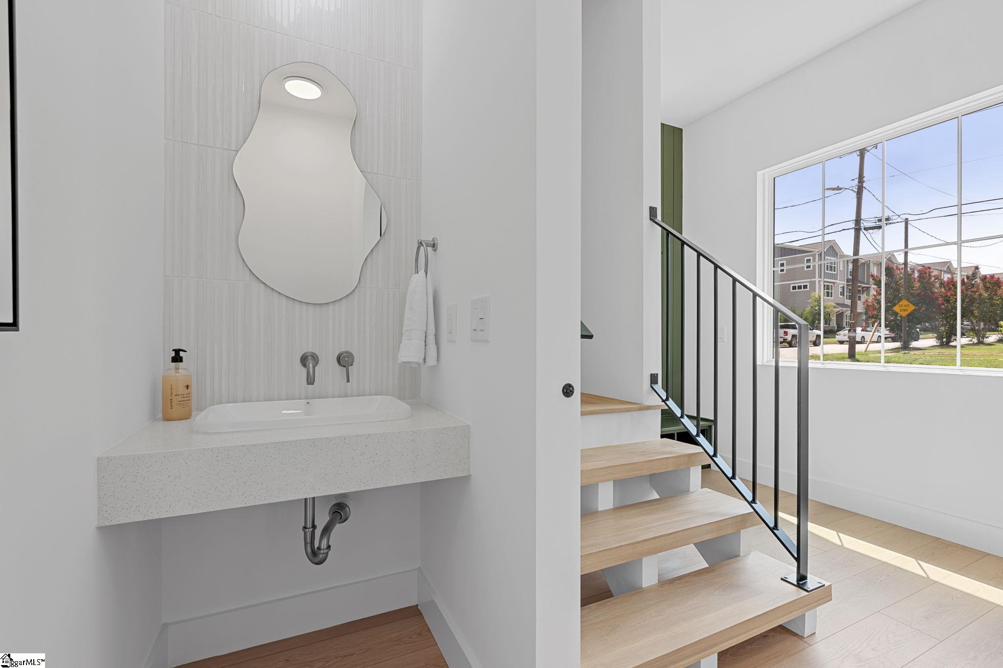 102 Frank Street Greenville, SC 29601