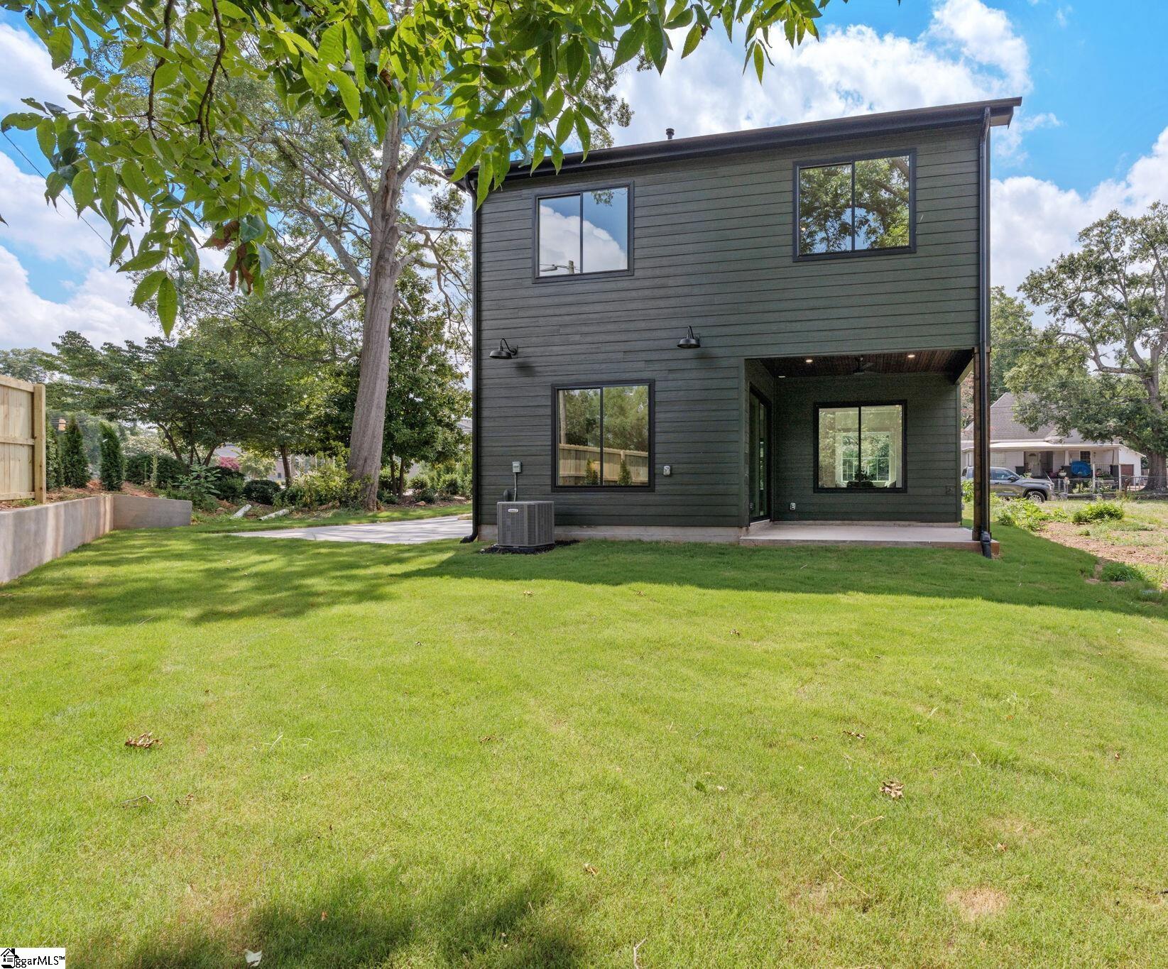 102 Frank Street Greenville, SC 29601