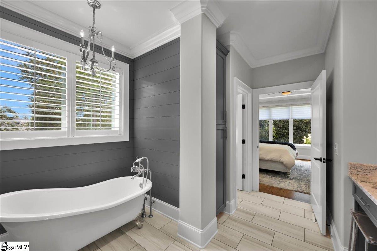 106 Chestnut Pond Lane Simpsonville, SC 29681