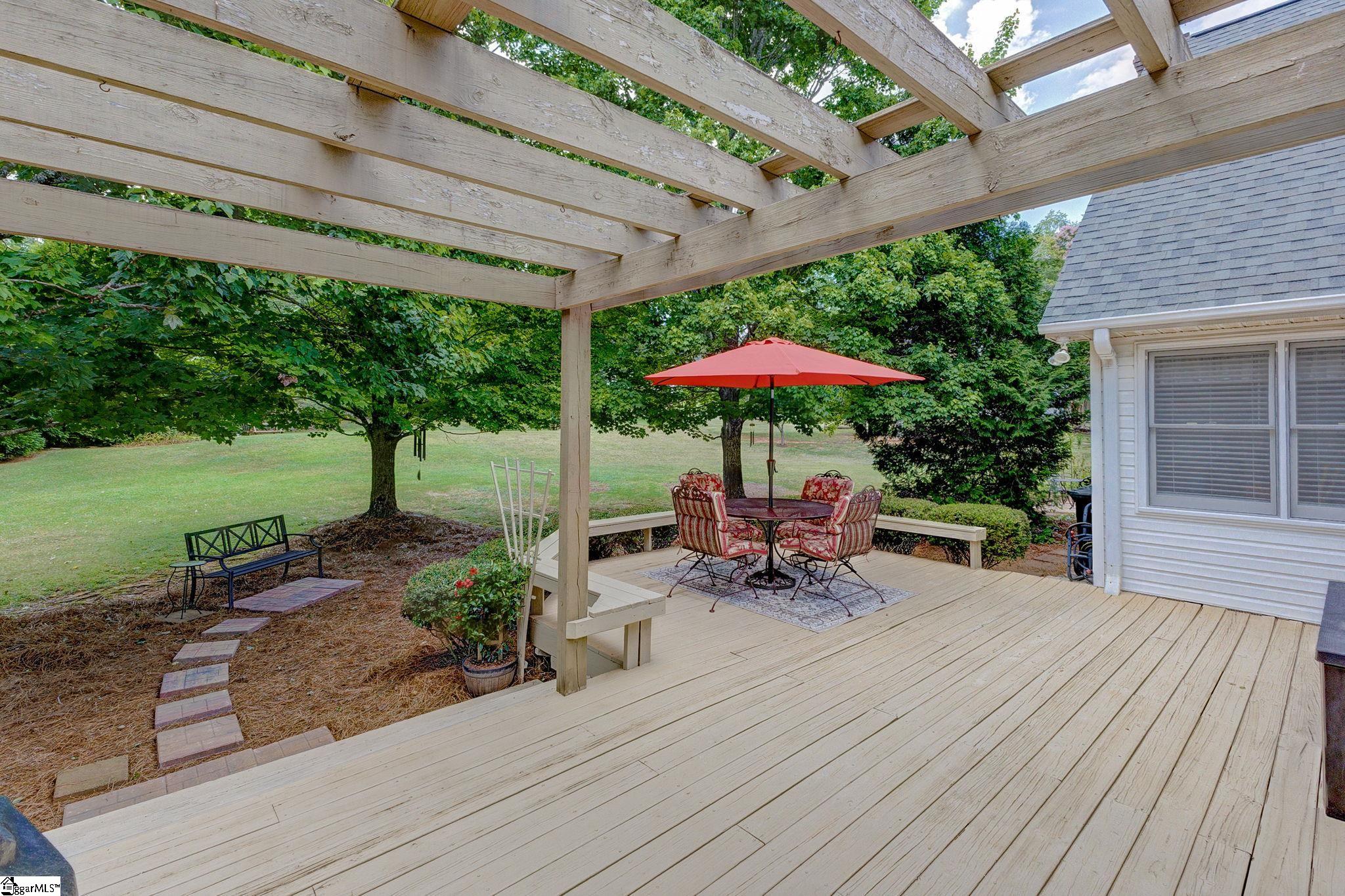 206 Killarney Way Easley, SC 29642