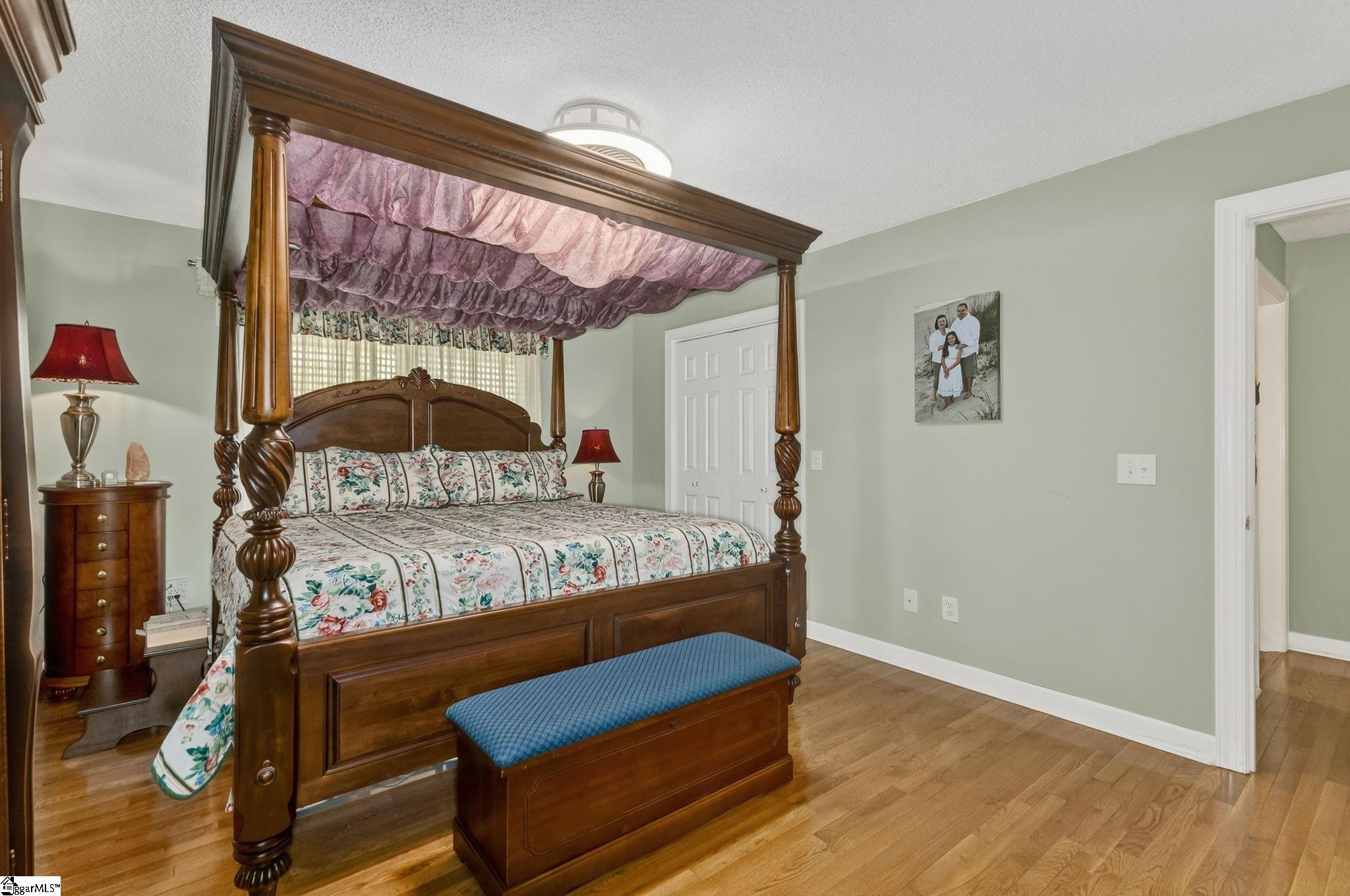 206 Killarney Way Easley, SC 29642