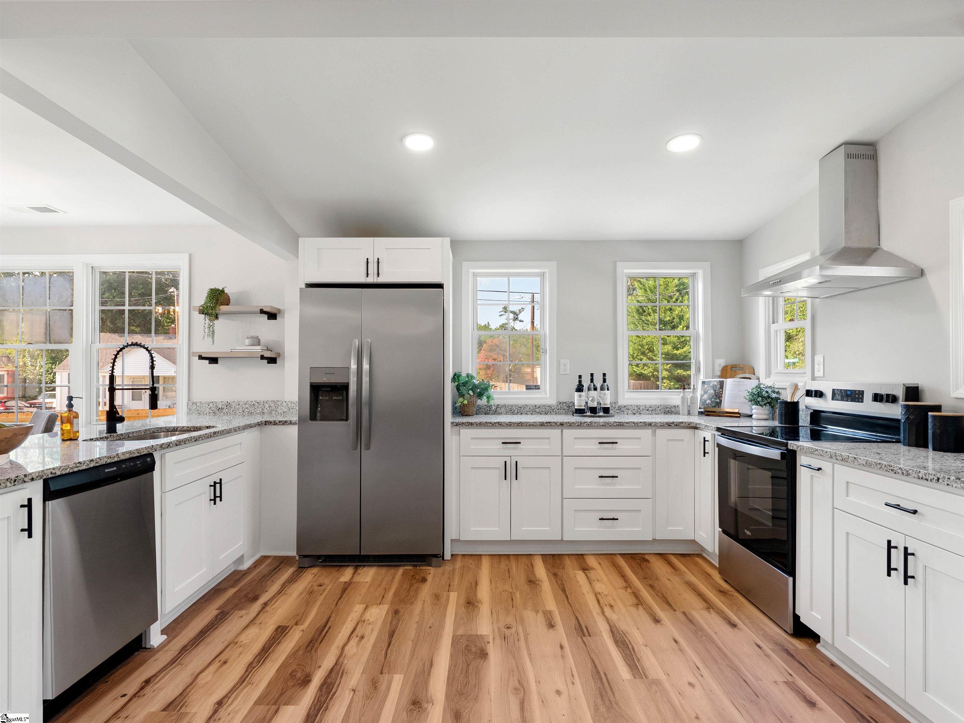 5 Spruce Street Greenville, SC 29611