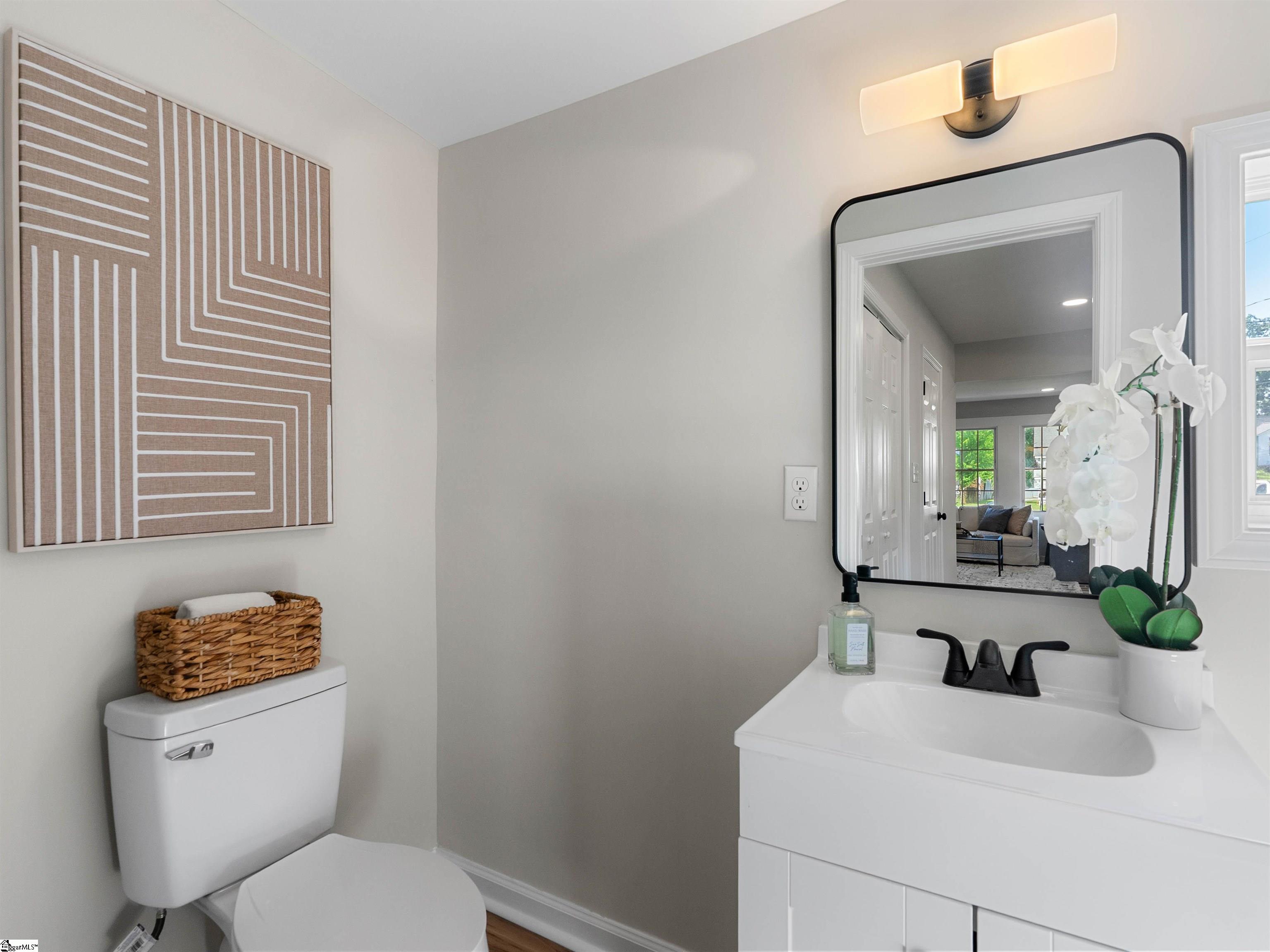 5 Spruce Street Greenville, SC 29611