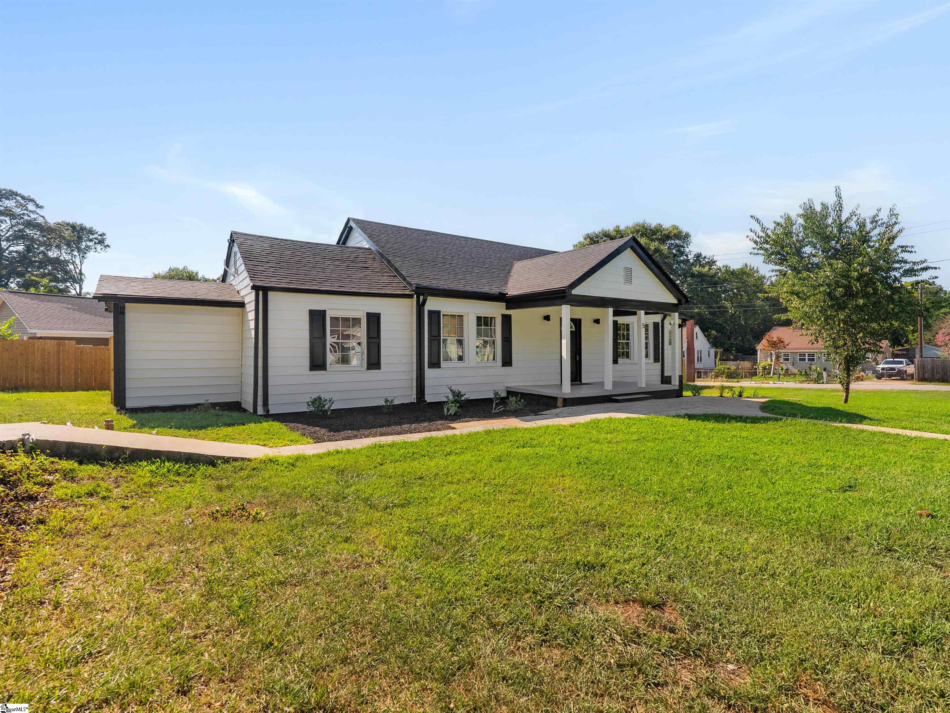 5 Spruce Street Greenville, SC 29611