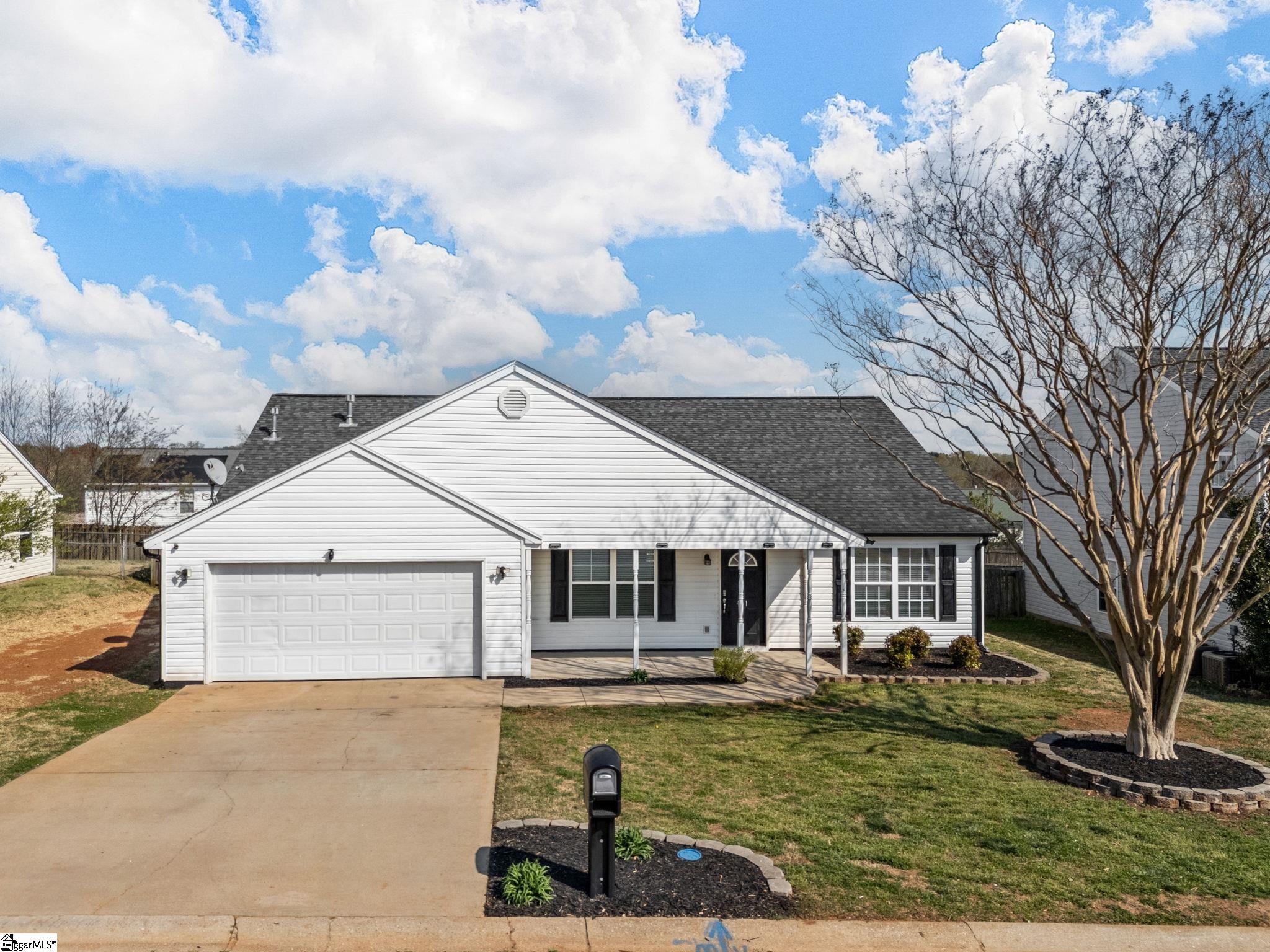 461 Candleglow Drive Boiling Springs, SC 29316