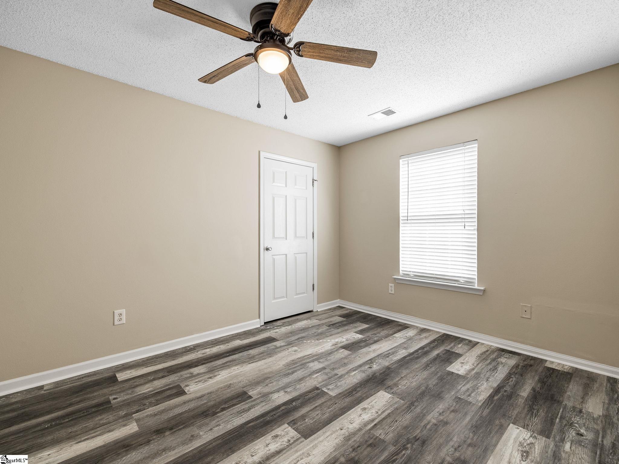 461 Candleglow Drive Boiling Springs, SC 29316