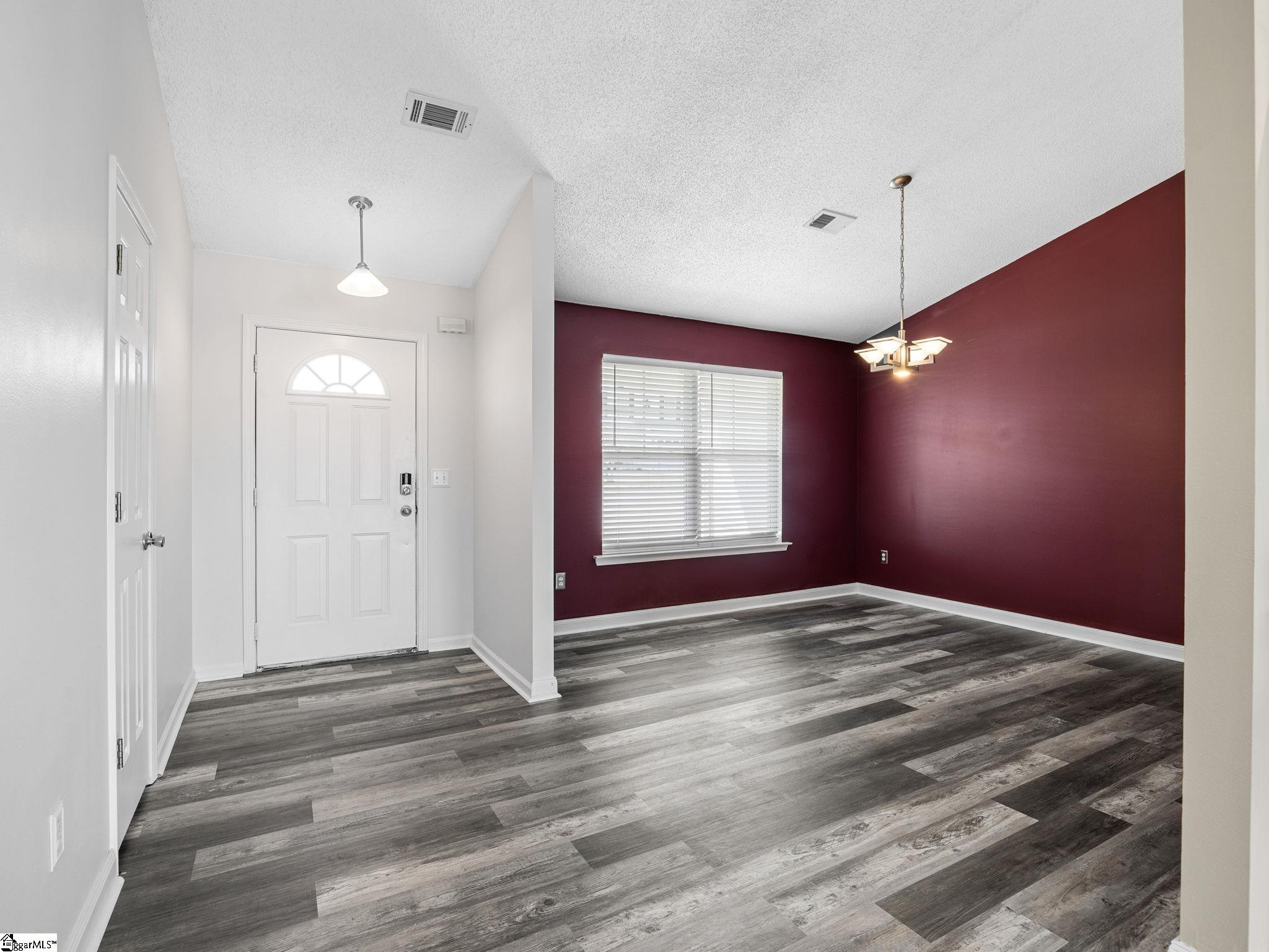 461 Candleglow Drive Boiling Springs, SC 29316