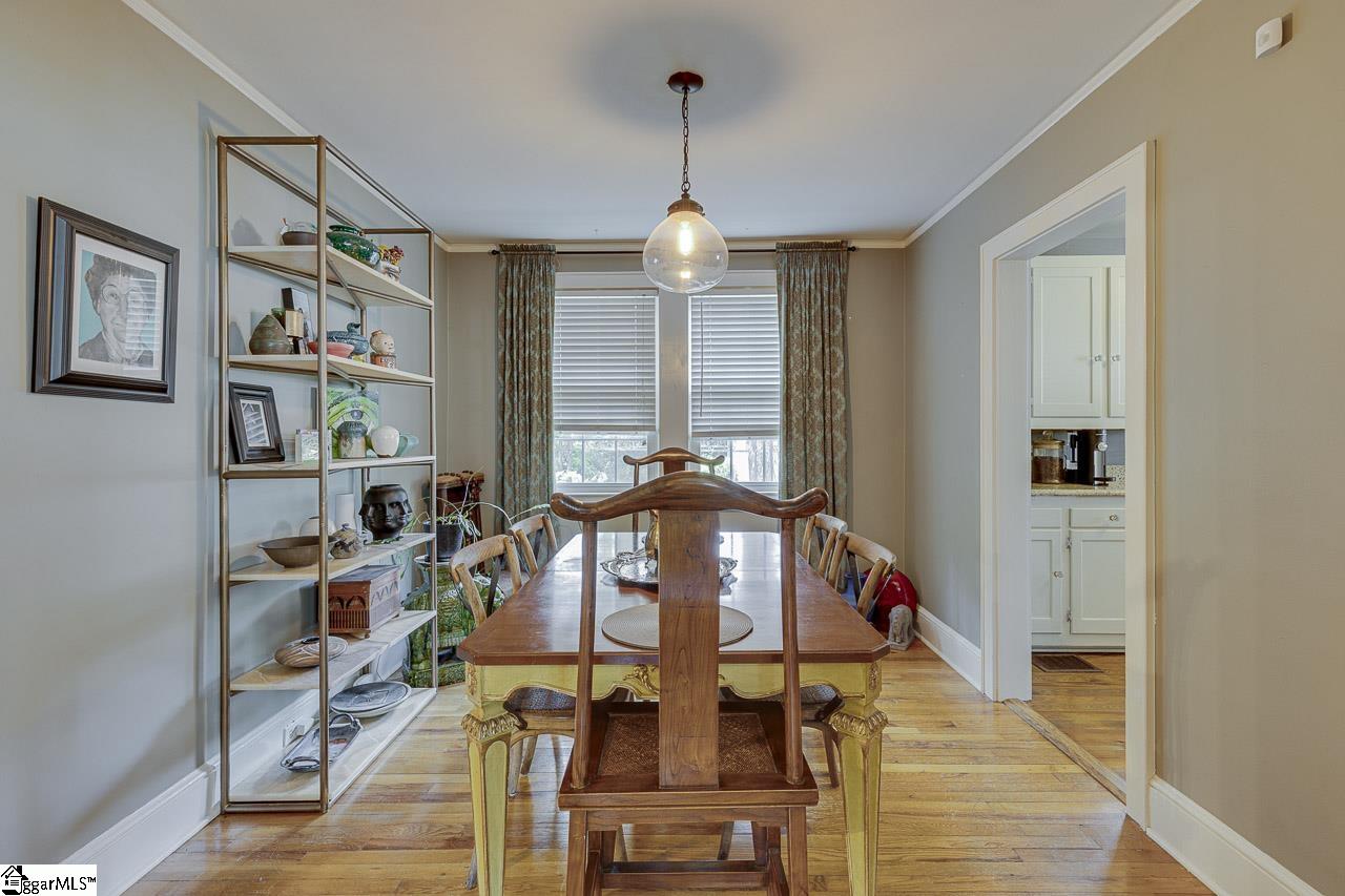 112 Paris Mountain Avenue Greenville, SC 29609