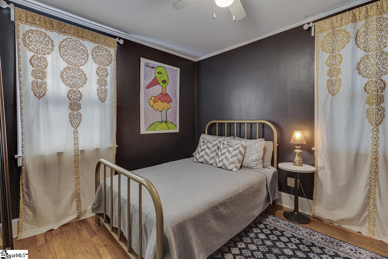 112 Paris Mountain Avenue Greenville, SC 29609