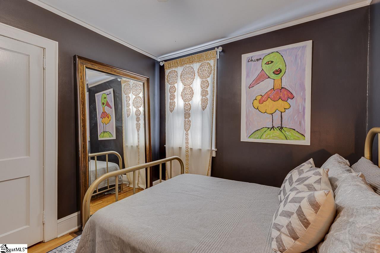 112 Paris Mountain Avenue Greenville, SC 29609