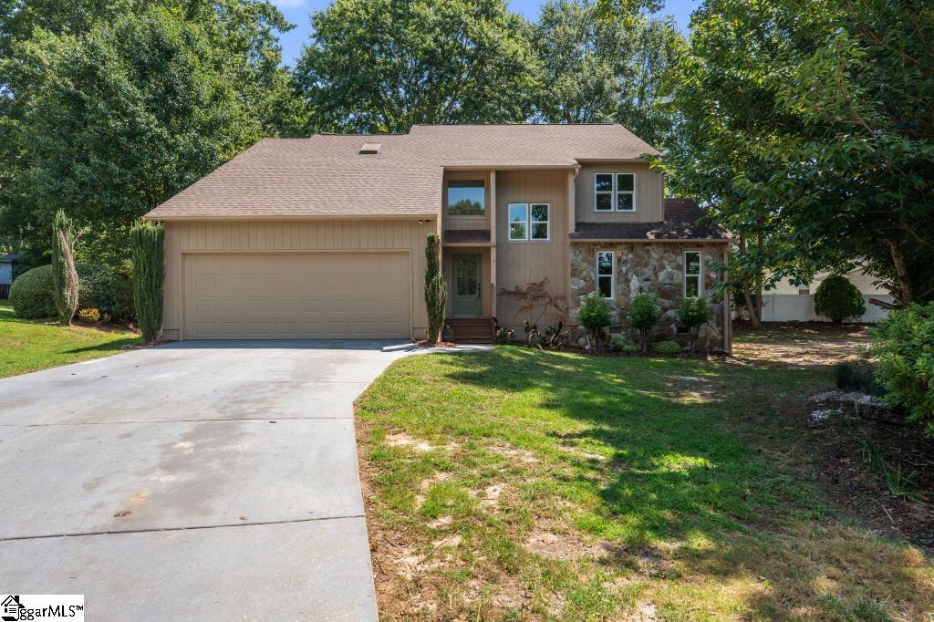 7 N Walden Pointe Taylors, SC 29687-3862