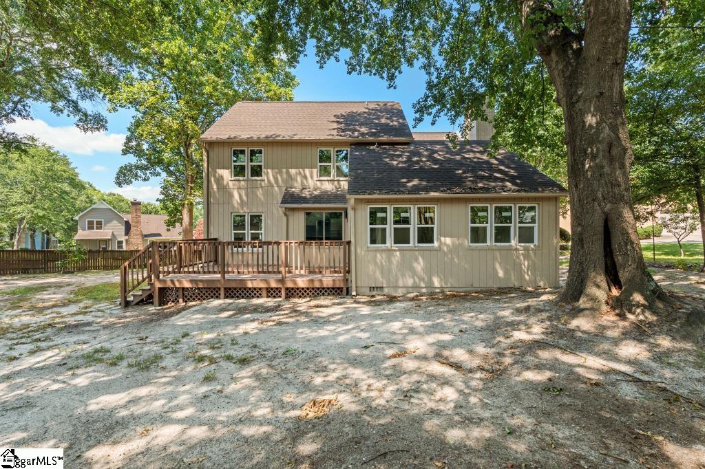 7 N Walden Pointe Taylors, SC 29687-3862