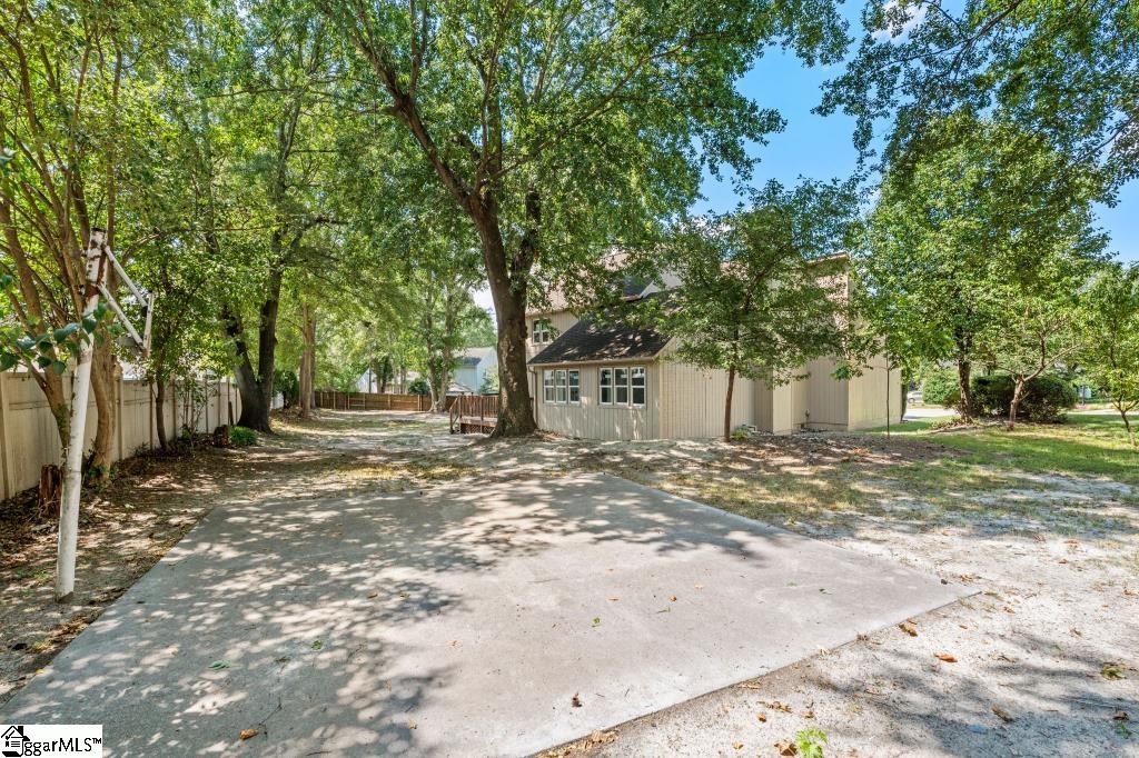7 N Walden Pointe Taylors, SC 29687-3862