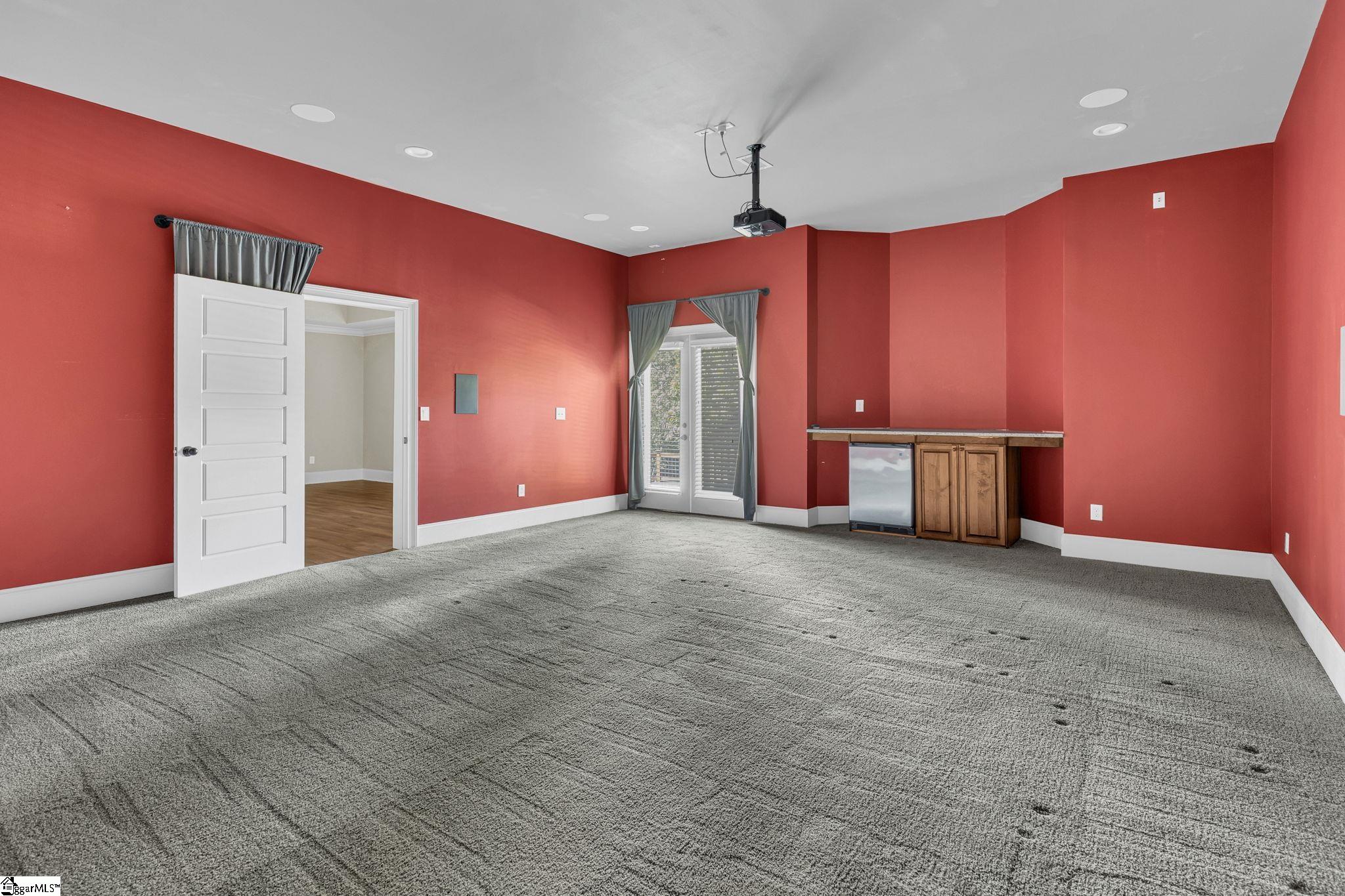 220 Dante Lane Simpsonville, SC 29681-6629