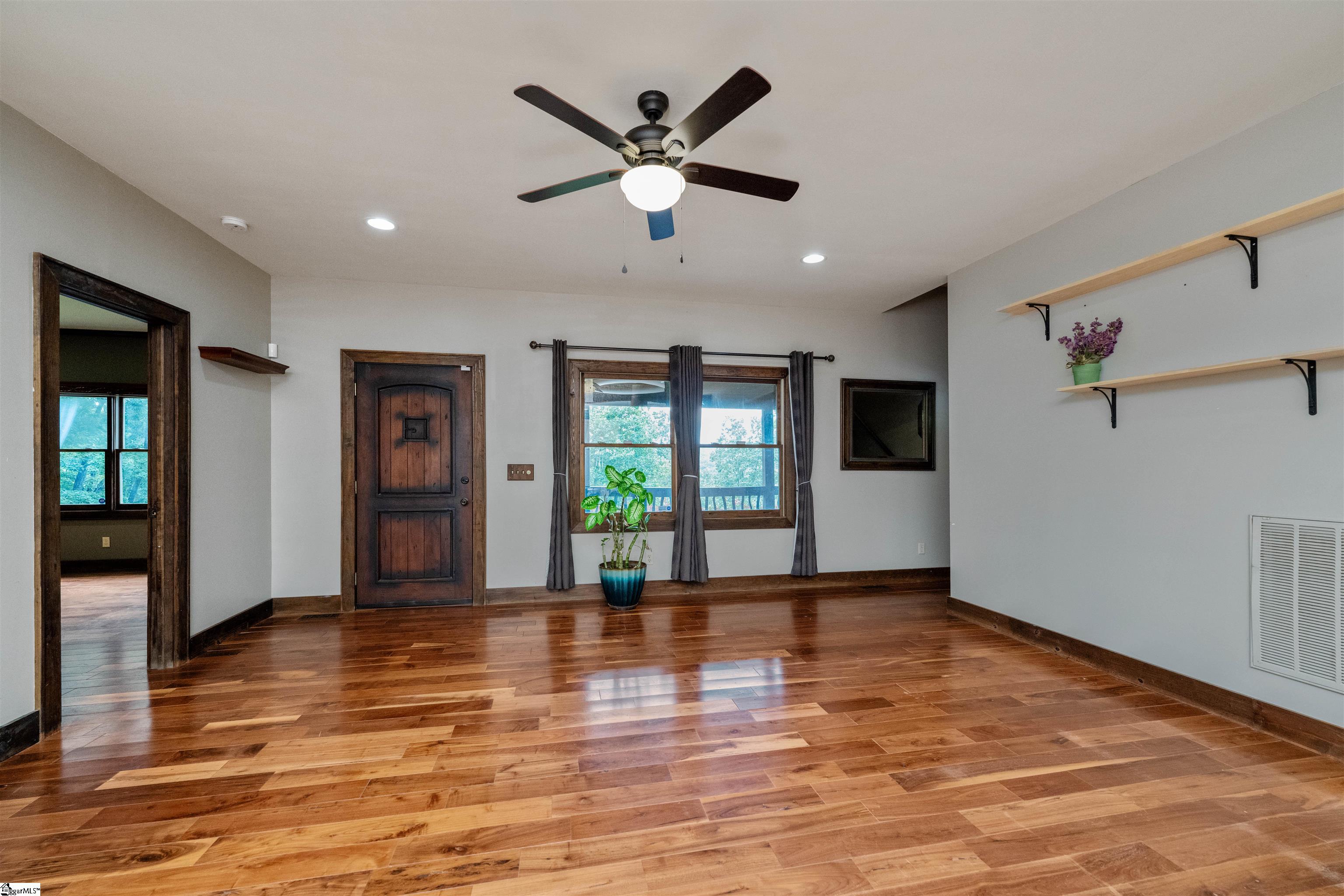 616 Connelly Road Pickens, SC 29671