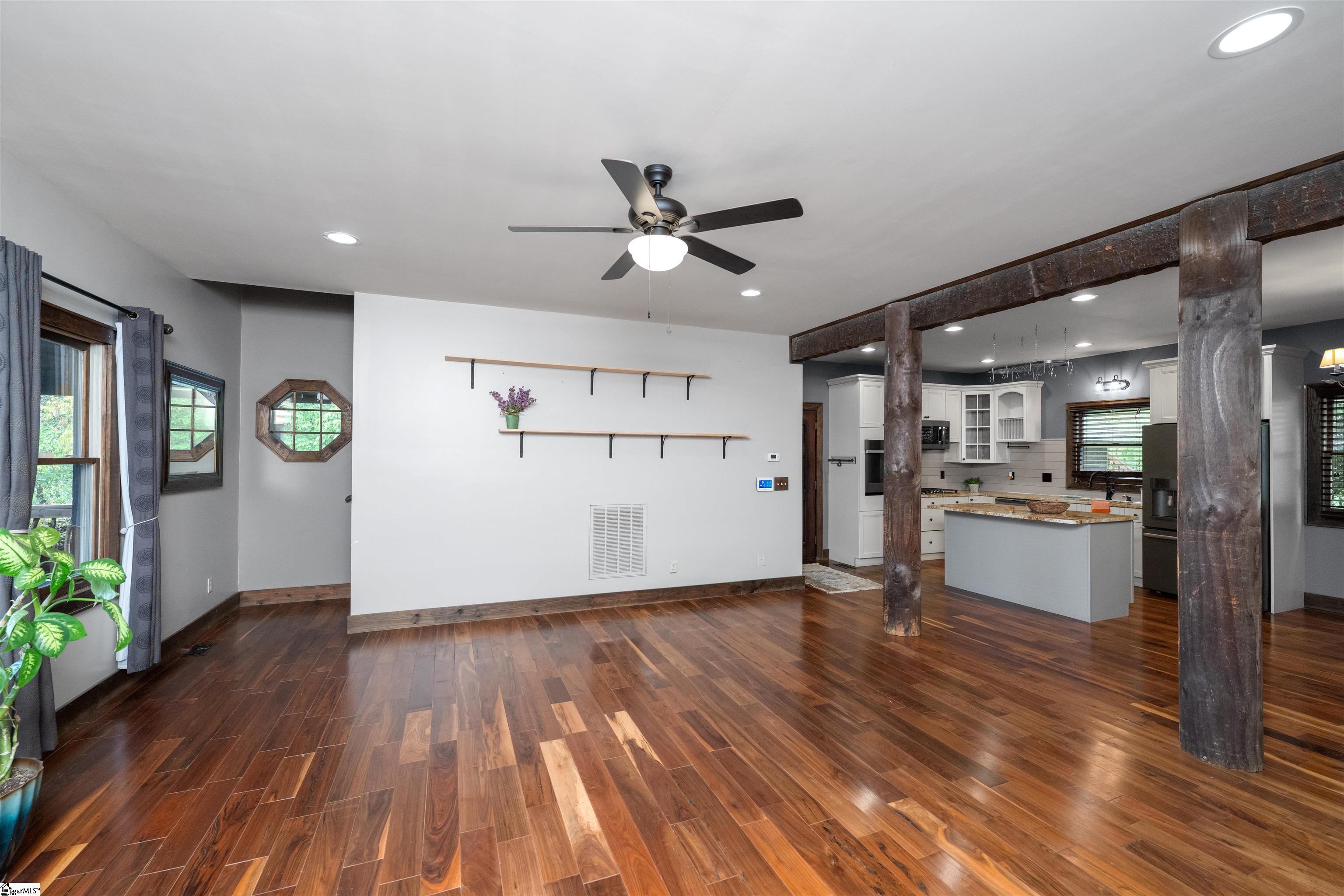 616 Connelly Road Pickens, SC 29671