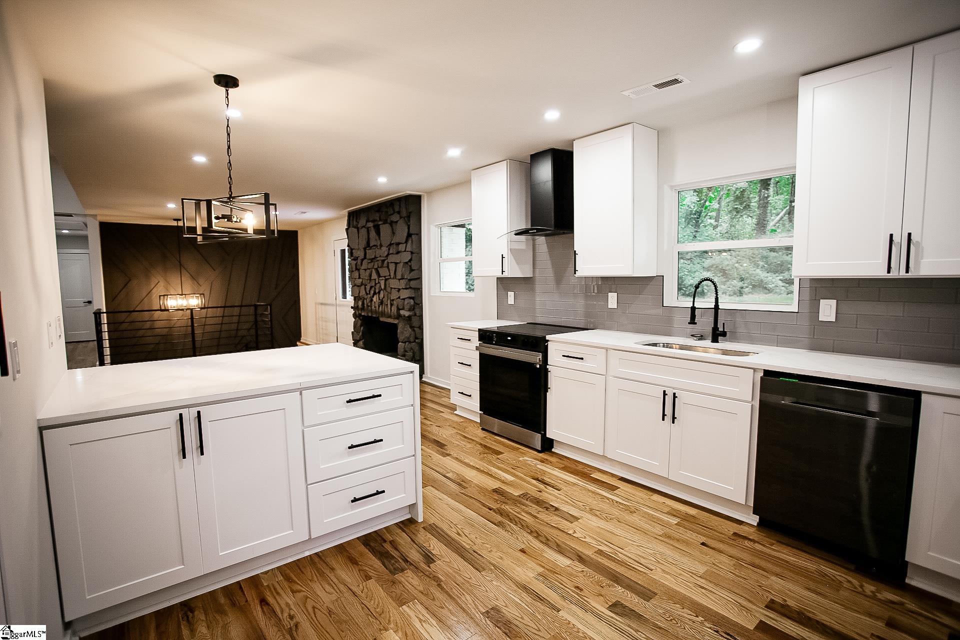 3995 State Park Road Greenville, SC 29609