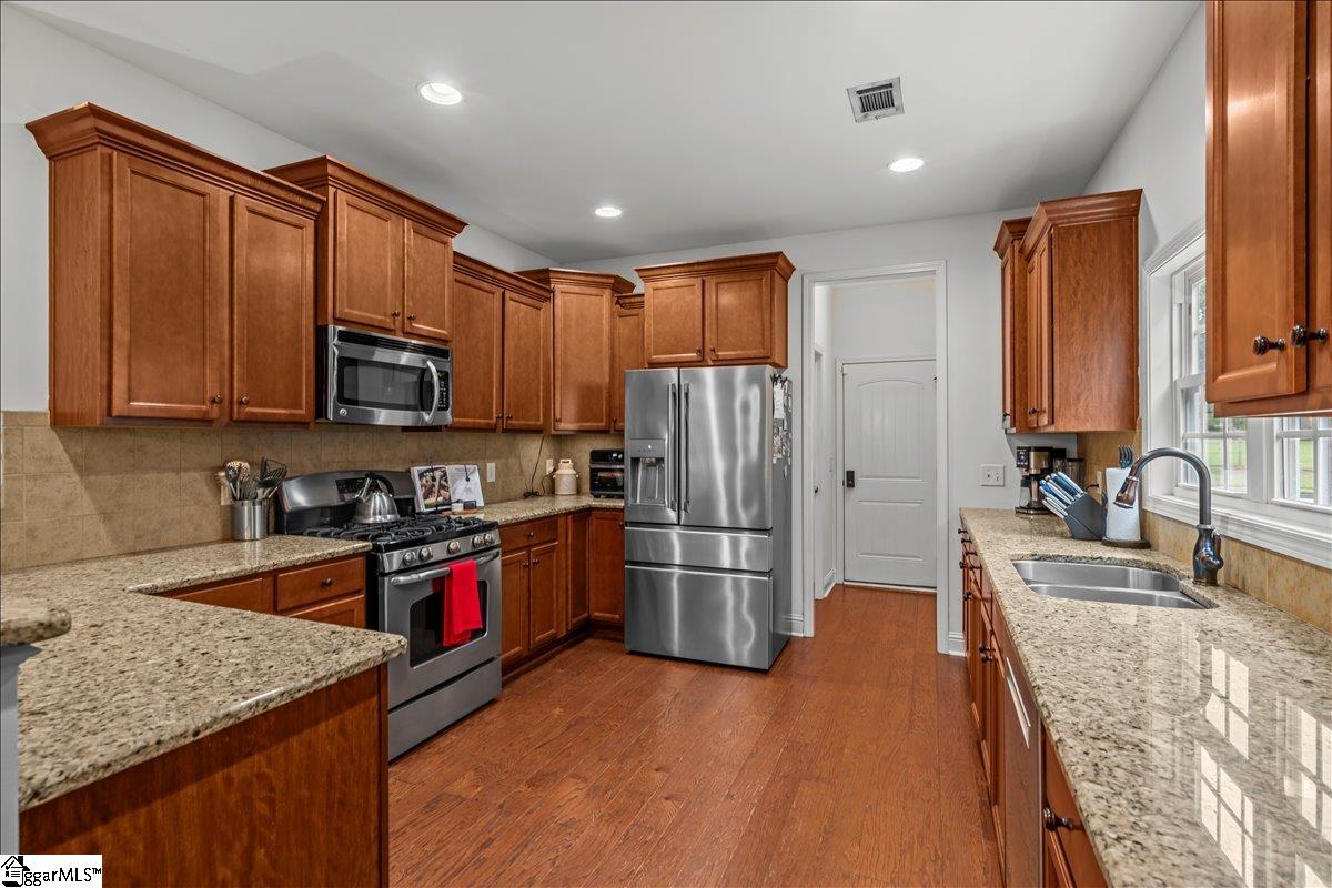 12 Moss Wood Circle Simpsonville, SC 29681