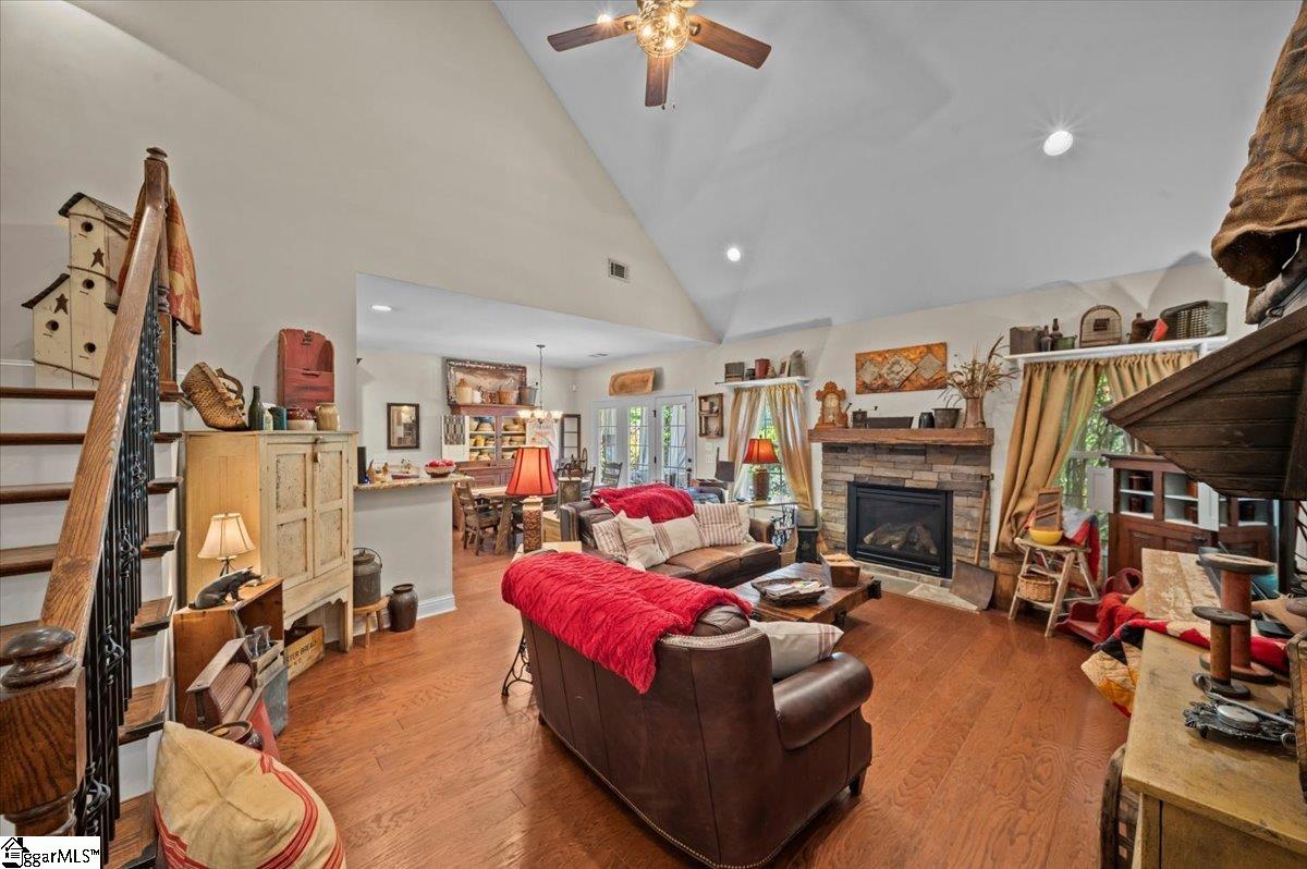 12 Moss Wood Circle Simpsonville, SC 29681