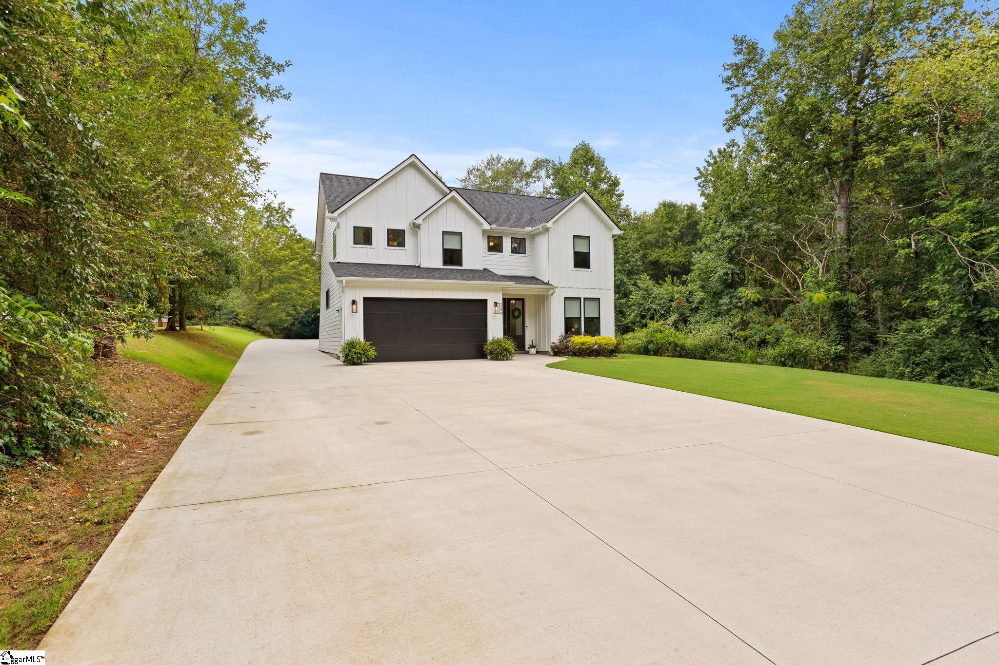 299 Nodine Road Campobello, SC 29322