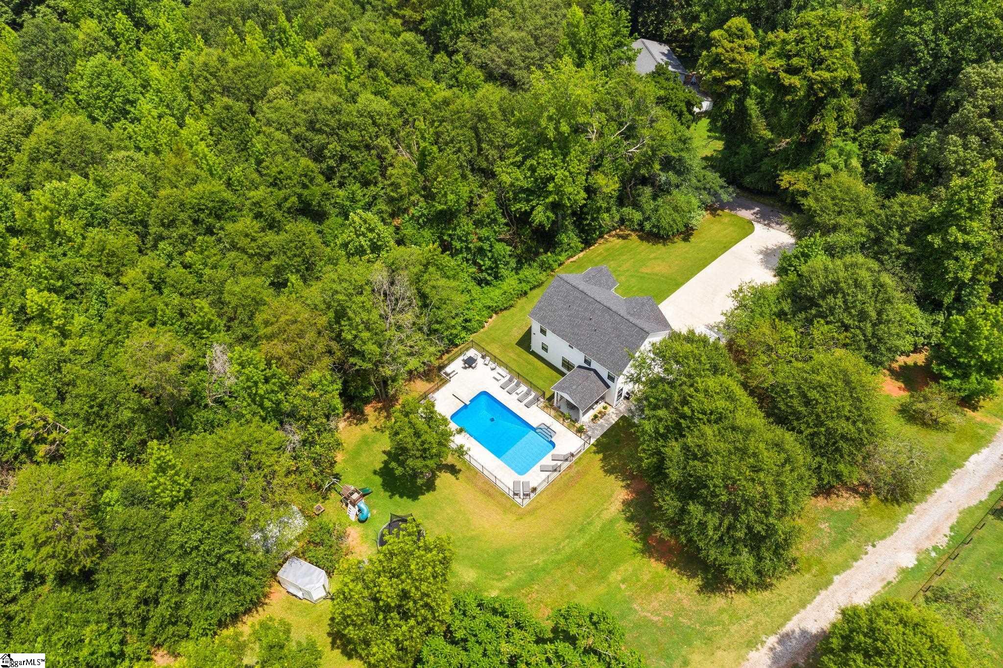 299 Nodine Road Campobello, SC 29322