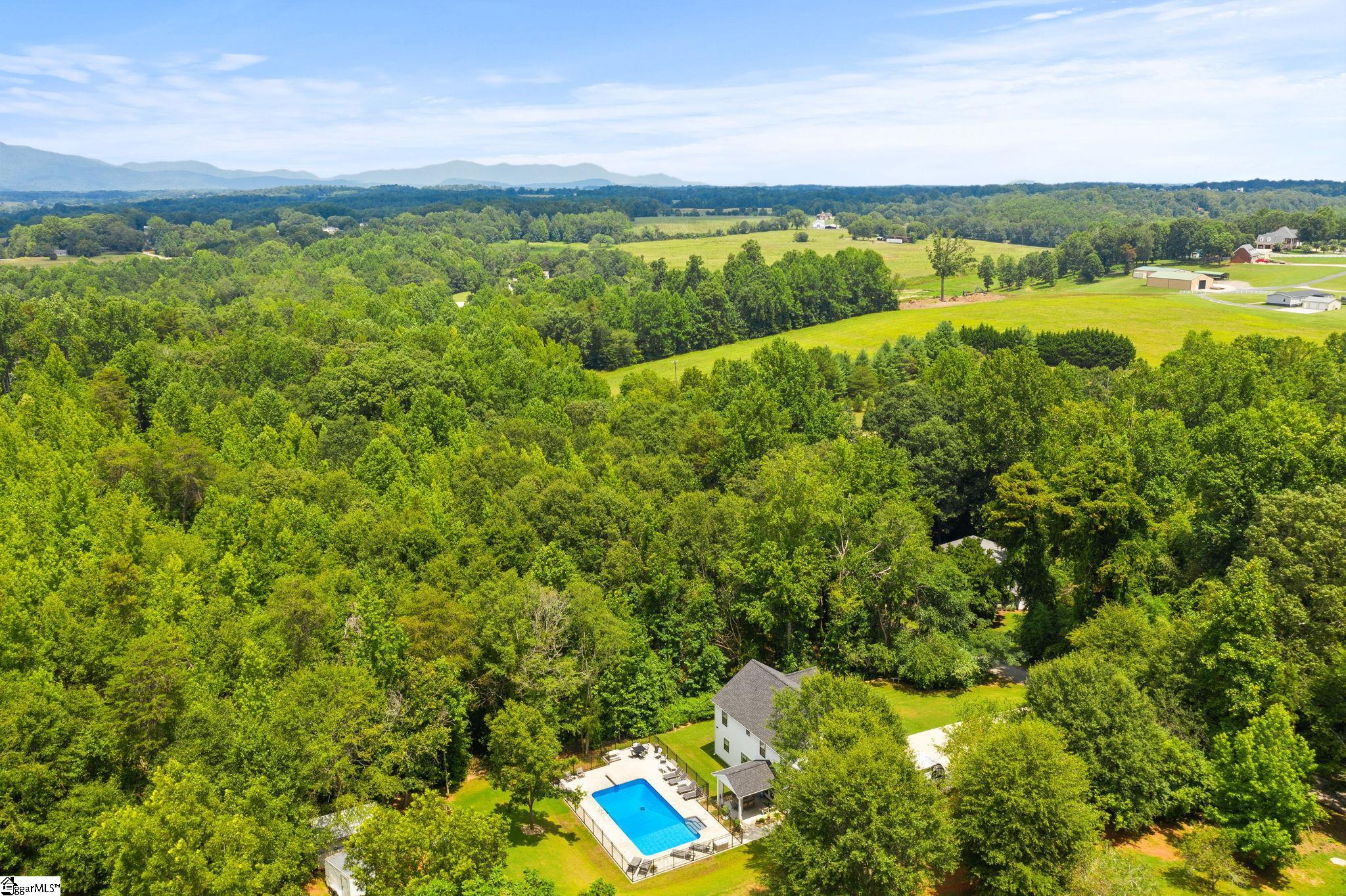 299 Nodine Road Campobello, SC 29322