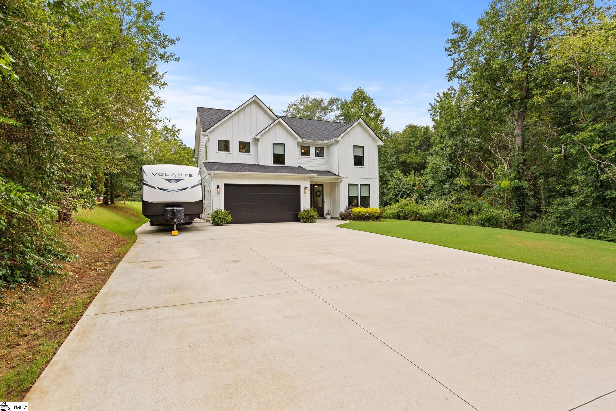 299 Nodine Road Campobello, SC 29322