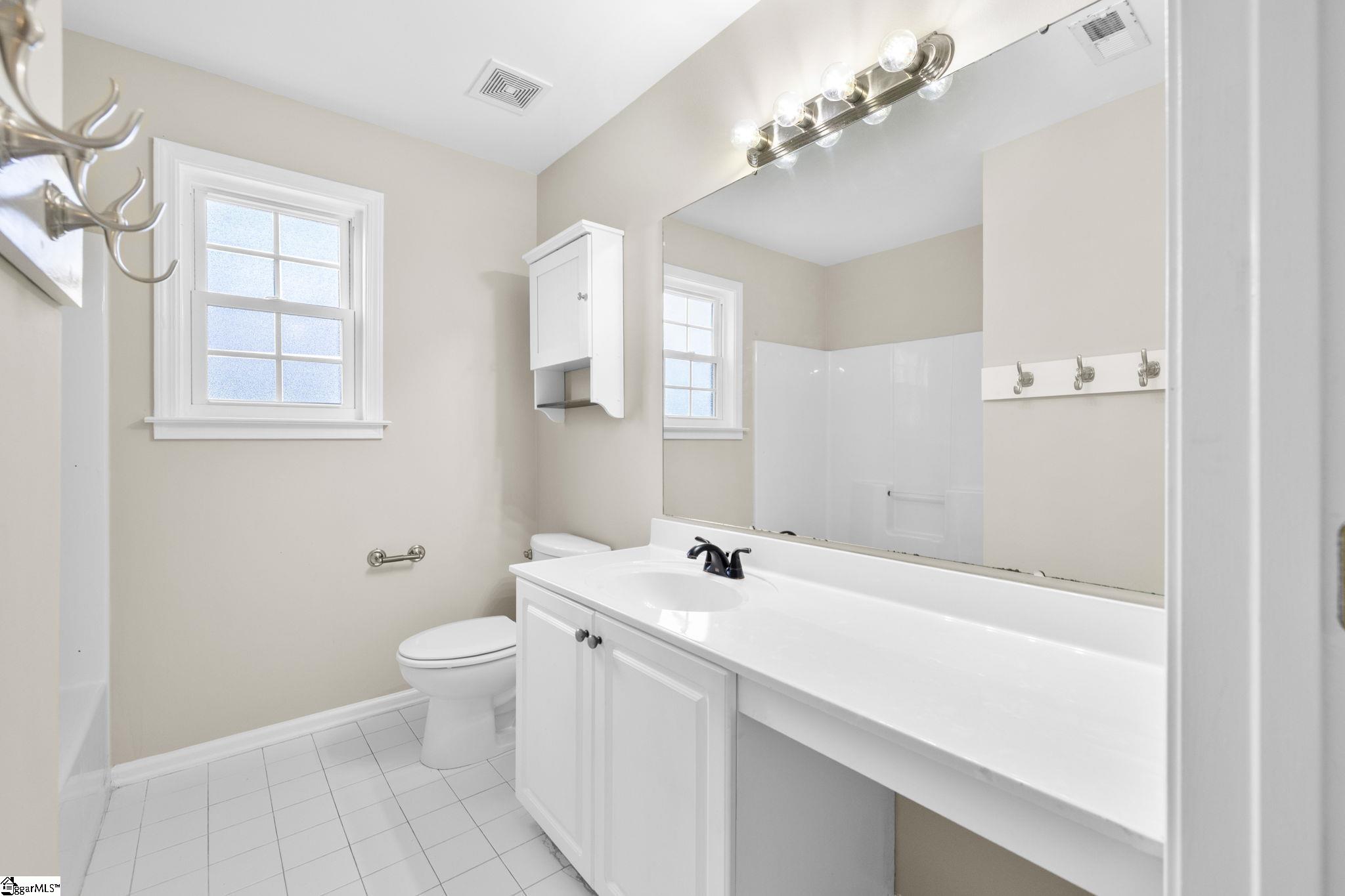 101 Woodruff Lake Way Simpsonville, SC 29681