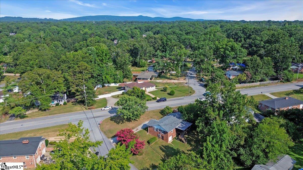 2800 Edwards Road Taylors, SC 29687