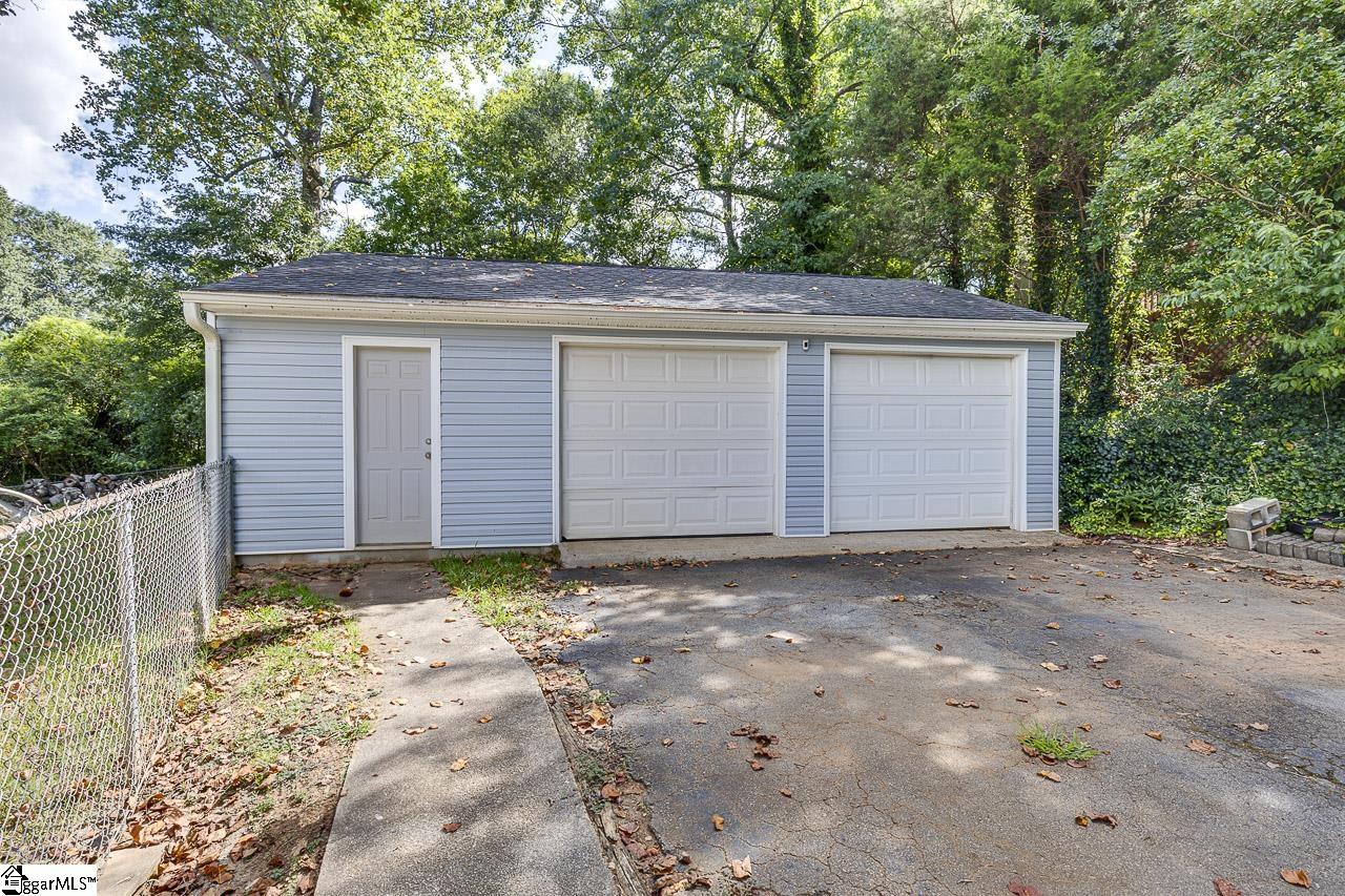 124 Hilltop Drive Travelers Rest, SC 29690