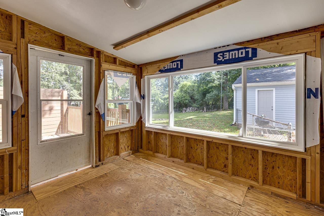 124 Hilltop Drive Travelers Rest, SC 29690